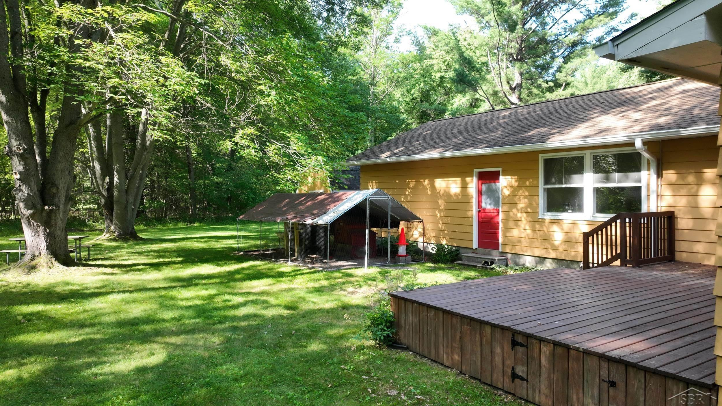 549 S Eight Mile Road, Midland, MI 48640 — Photo 9