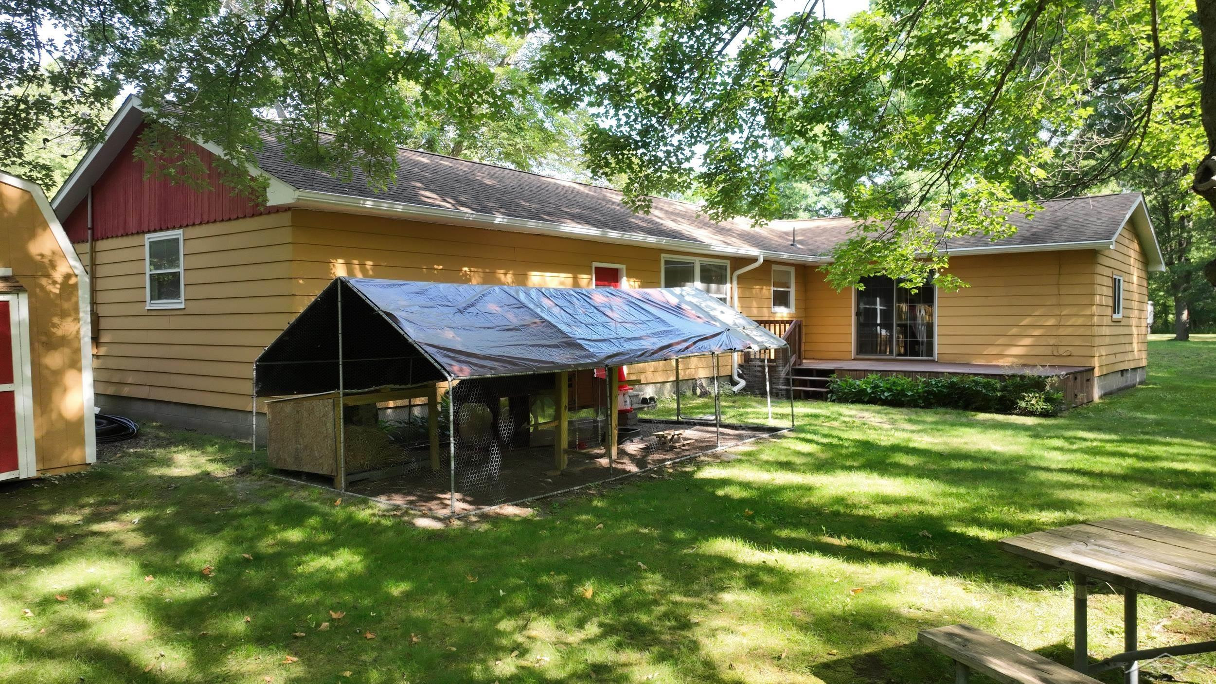 549 S Eight Mile Road, Midland, MI 48640 — Photo 11