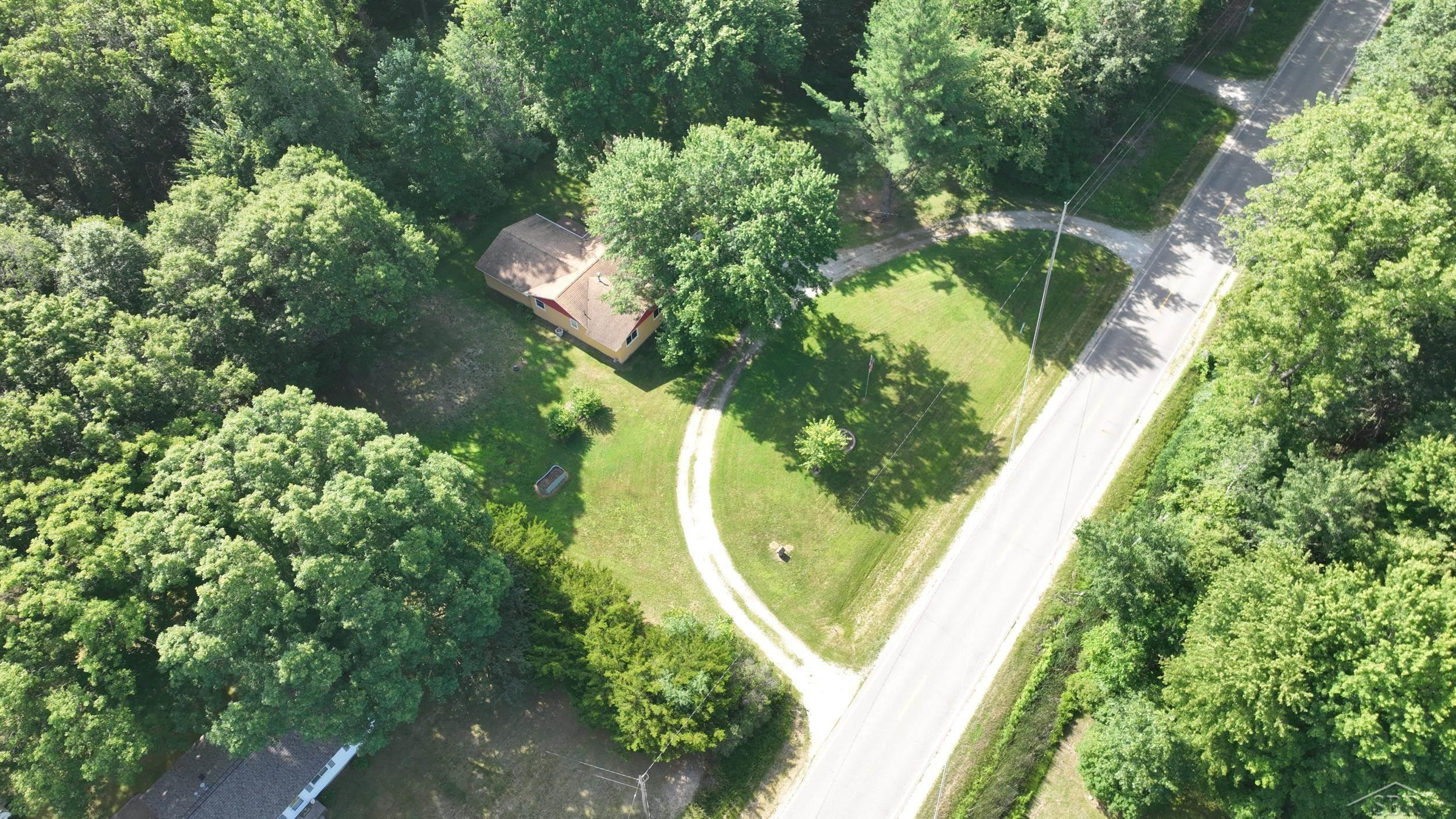 549 S Eight Mile Road, Midland, MI 48640 — Photo 13