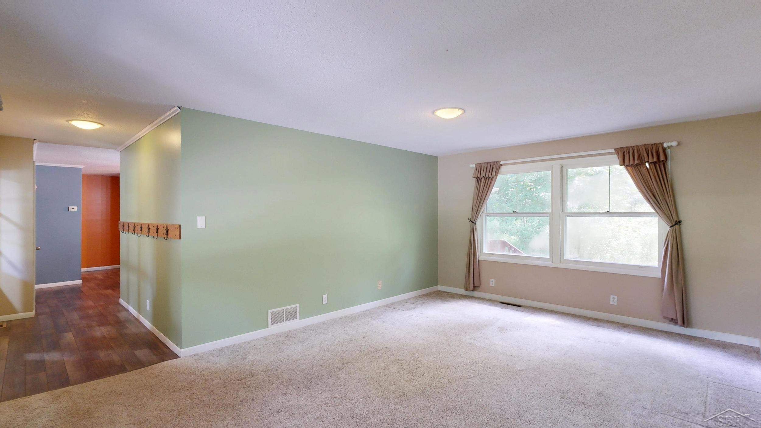 549 S Eight Mile Road, Midland, MI 48640 — Photo 24
