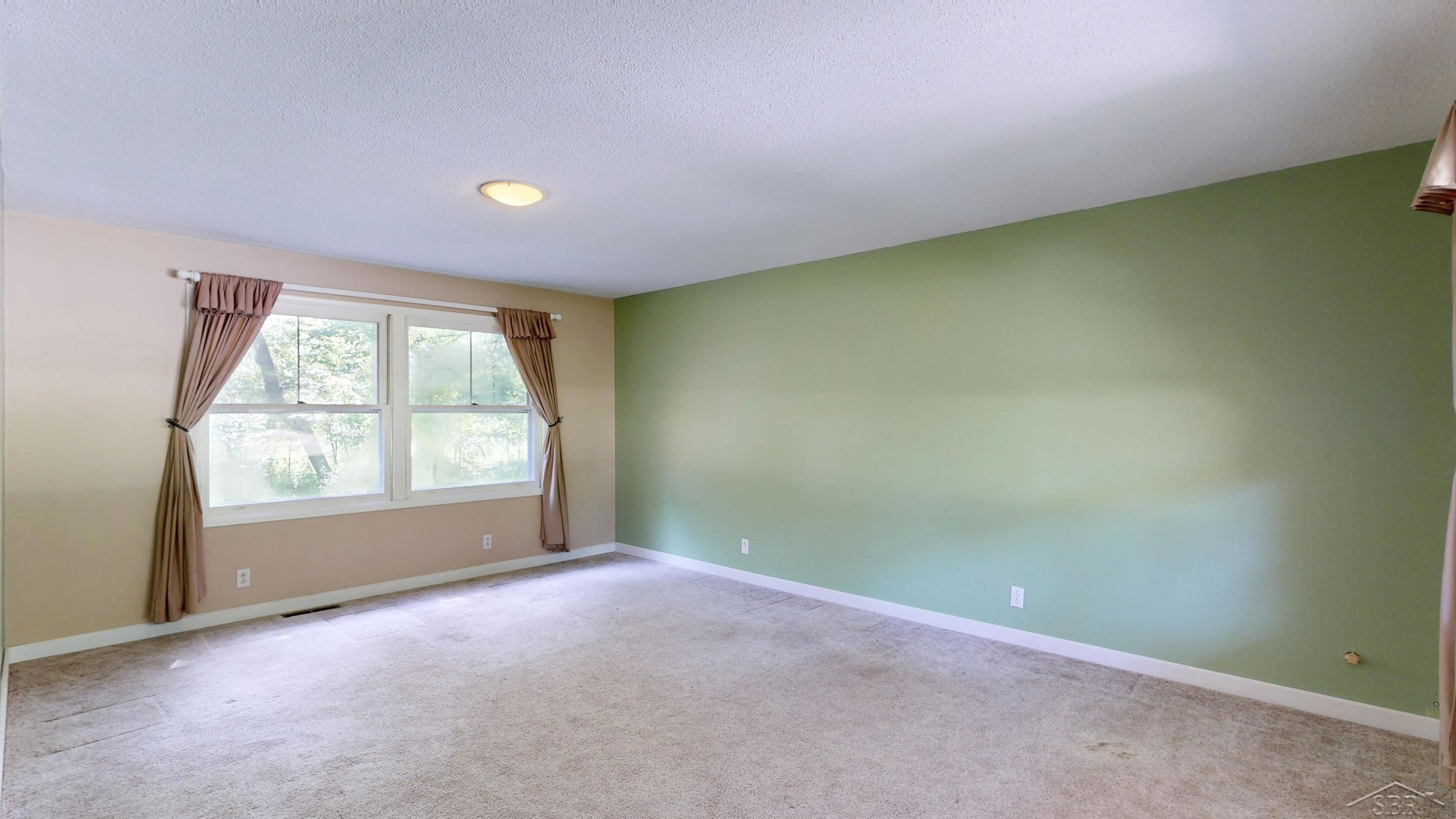 549 S Eight Mile Road, Midland, MI 48640 — Photo 27
