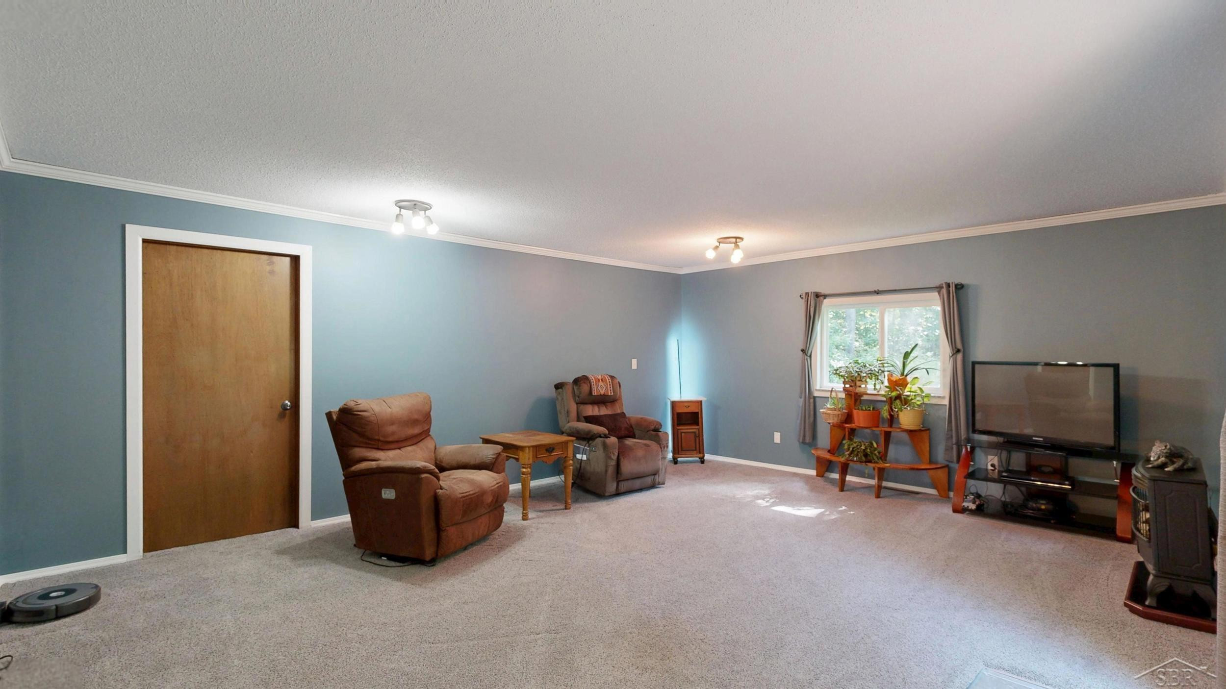 549 S Eight Mile Road, Midland, MI 48640 — Photo 37