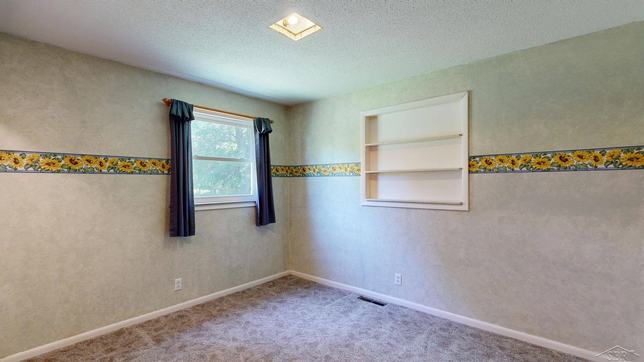 549 S Eight Mile Road, Midland, MI 48640 — Photo 42