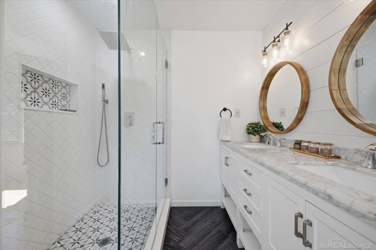 52250 Chickadee Lane, Shelby Twp, MI 48315 — Photo 55