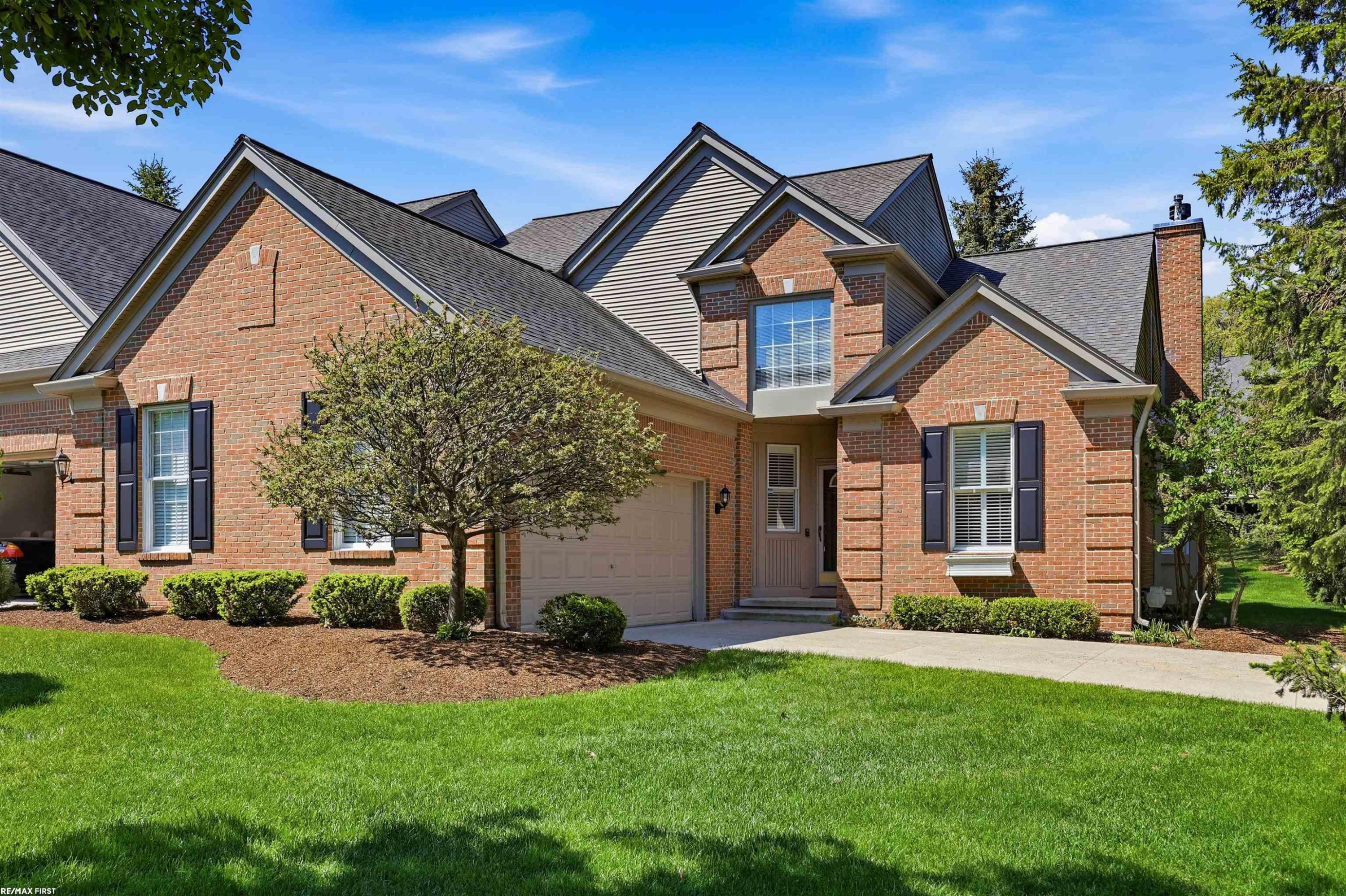 1368 Rock Valley Drive, Rochester, MI 48307