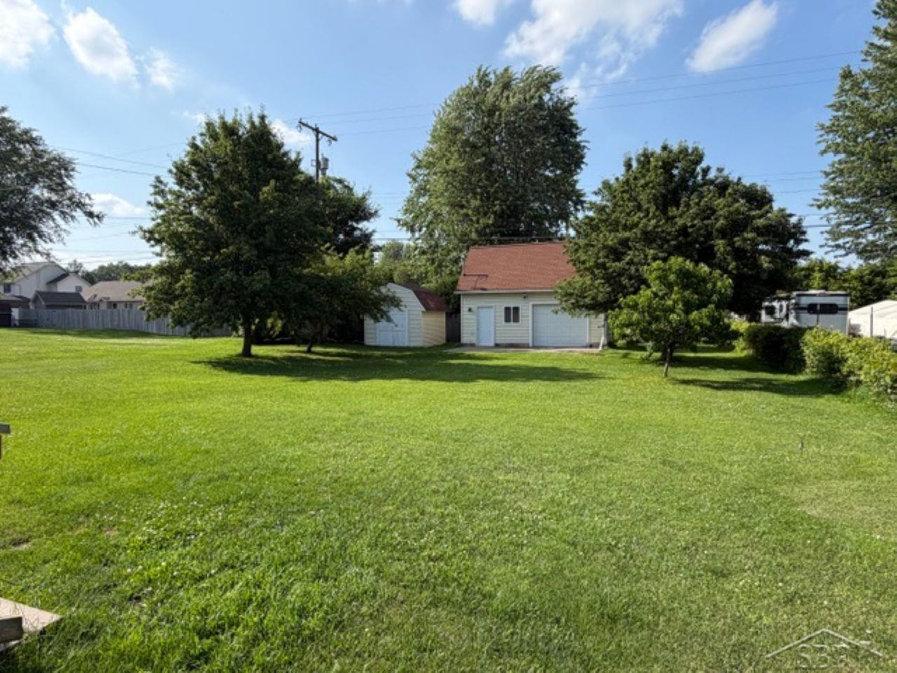 15696 Gratiot Road, Hemlock, MI 48626 — Photo 23
