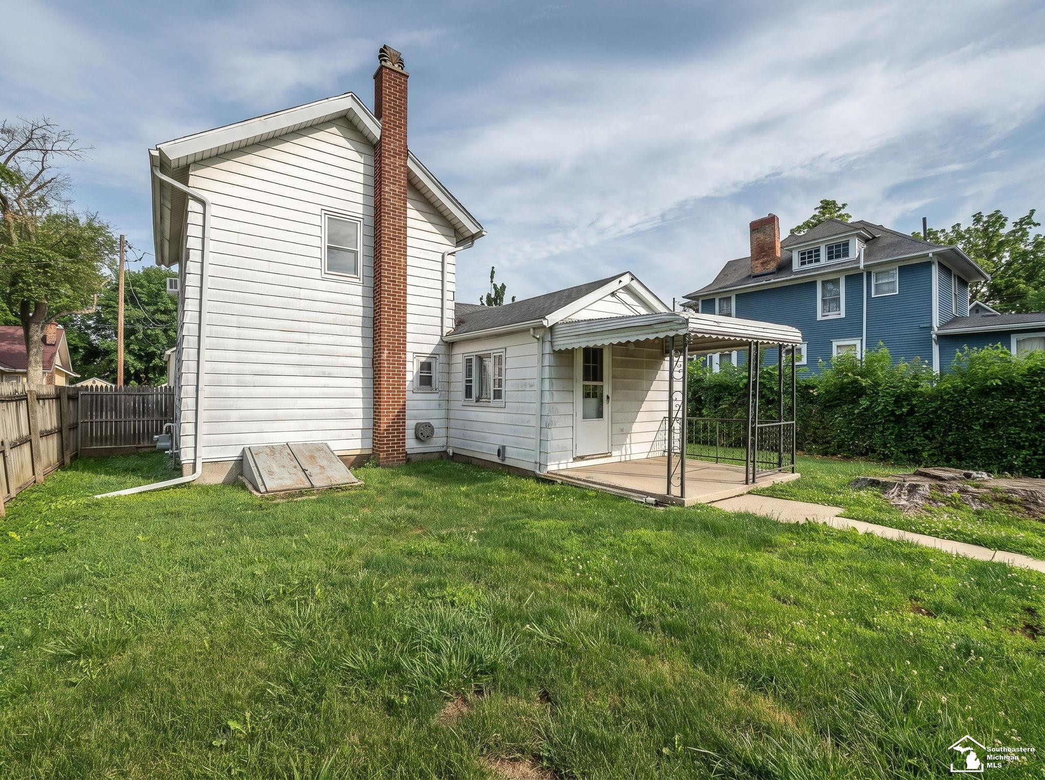 518 Comstock Street, Adrian, MI 49221 — Photo 27