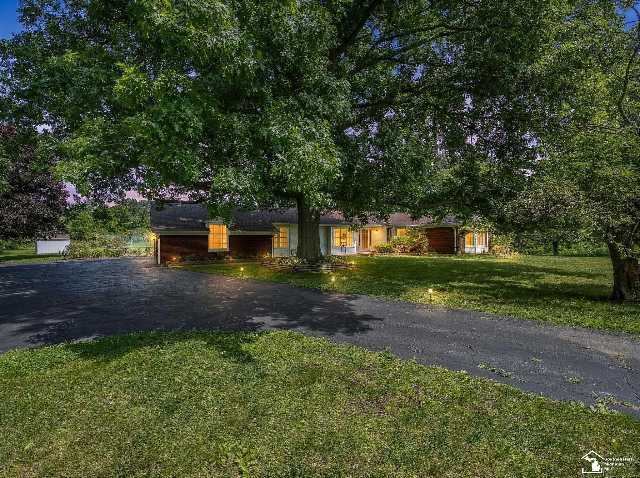 14359 S Dixie Highway, Monroe, MI 48161 — Photo 2