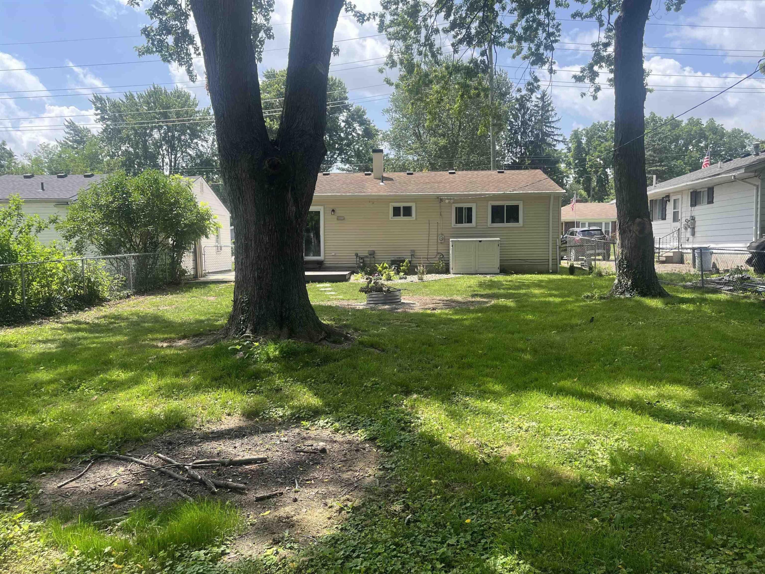 235 Ewell Street, MI 48065 — Photo 20