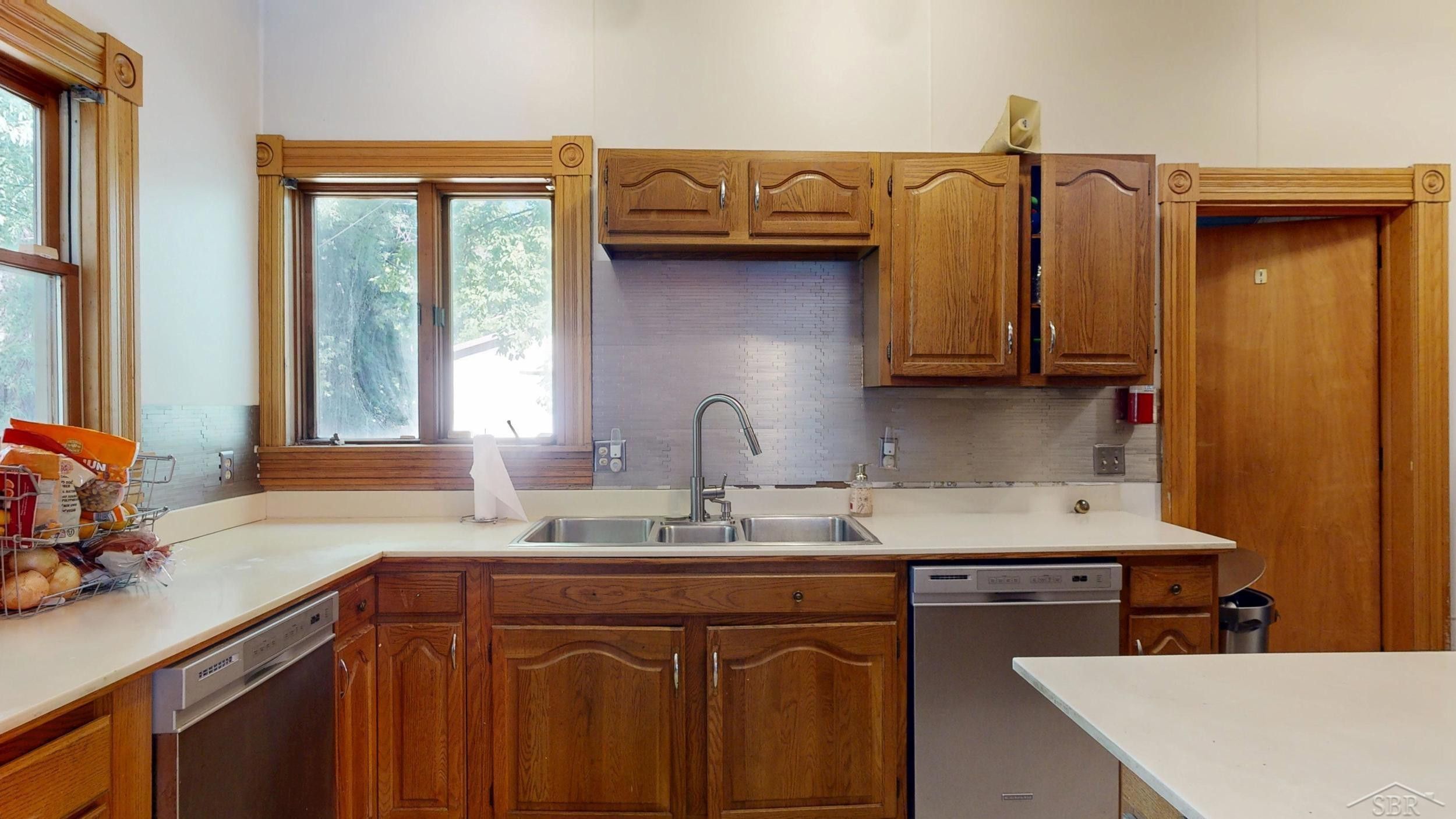 520 N Franklin Street, Saginaw, MI 48607 — Photo 22