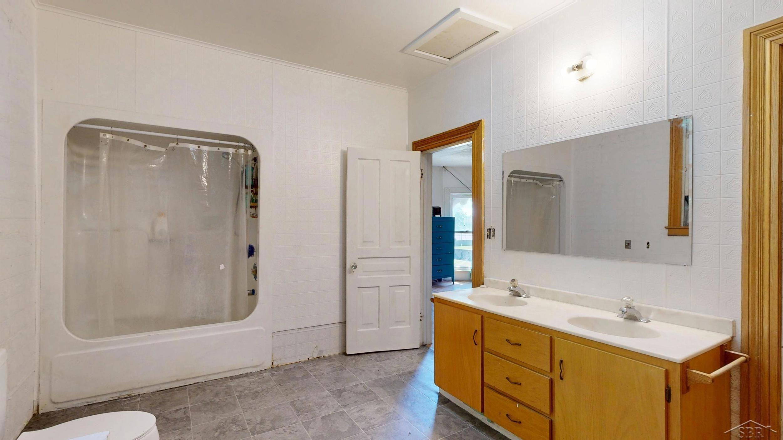 520 N Franklin Street, Saginaw, MI 48607 — Photo 23