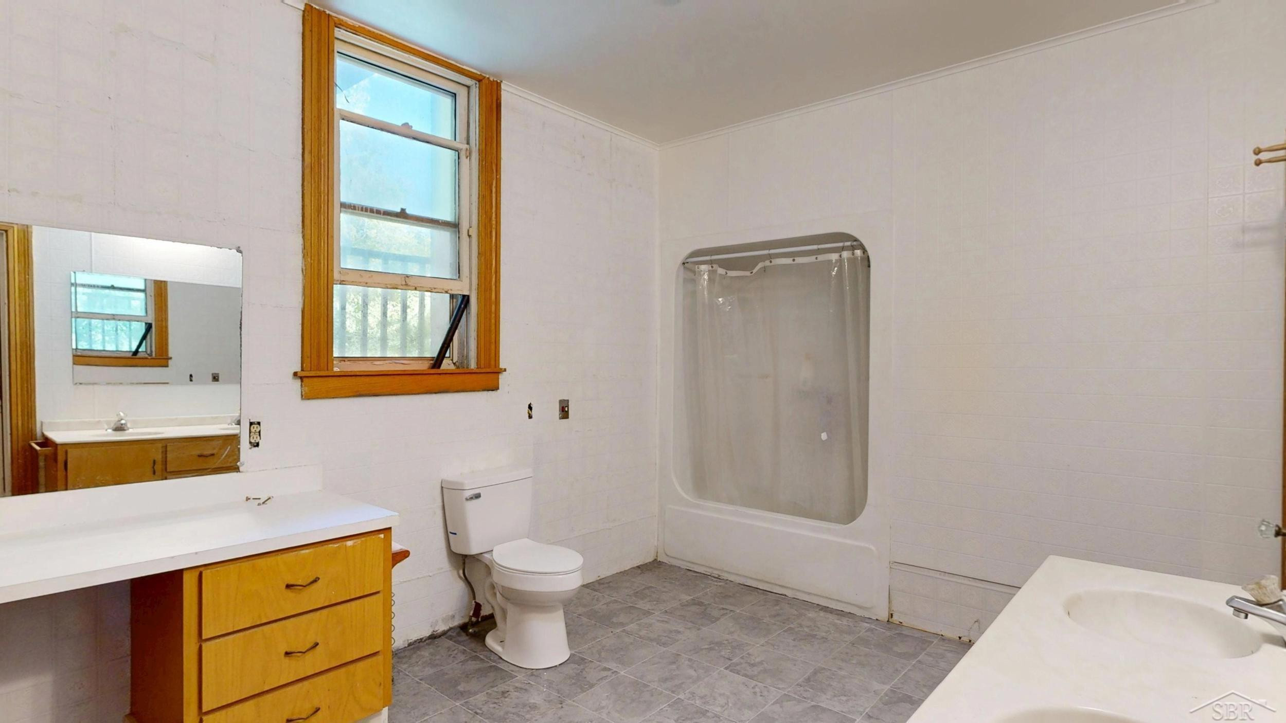 520 N Franklin Street, Saginaw, MI 48607 — Photo 26