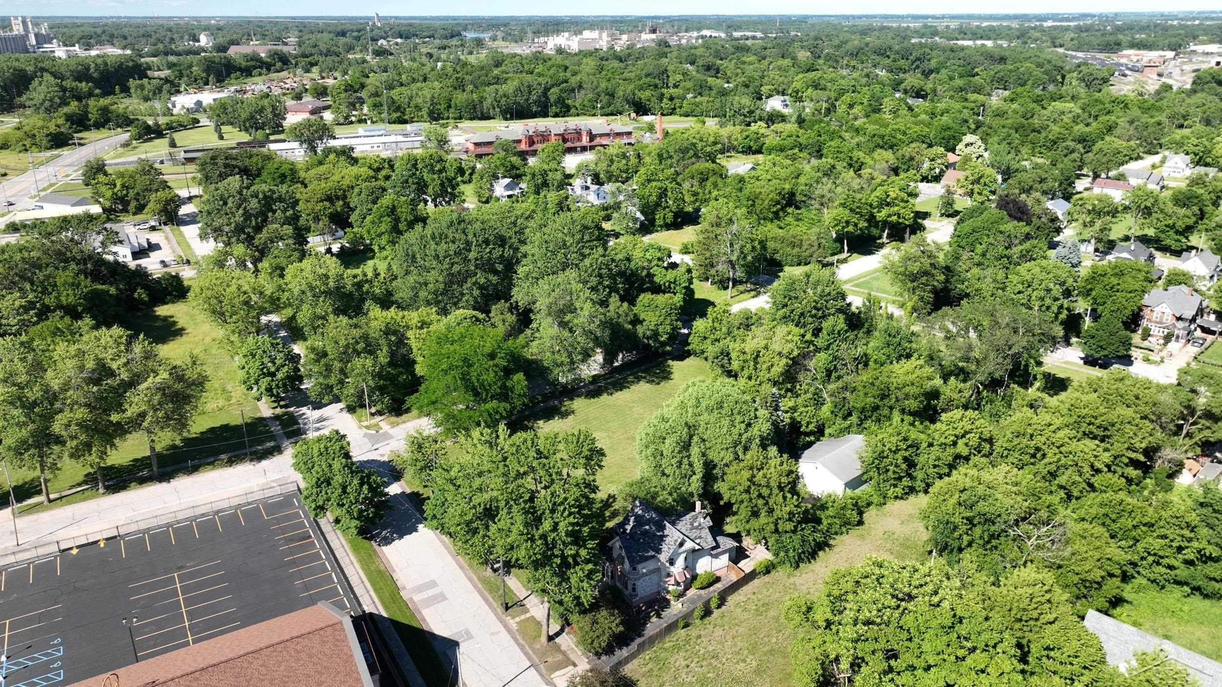 520 N Franklin Street, Saginaw, MI 48607 — Photo 32