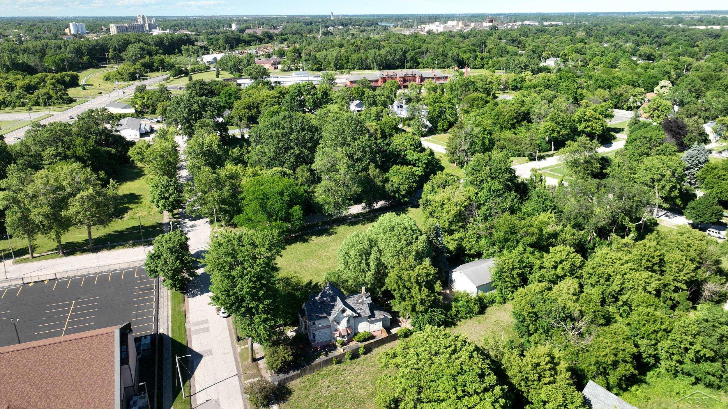 520 N Franklin Street, Saginaw, MI 48607 — Photo 33
