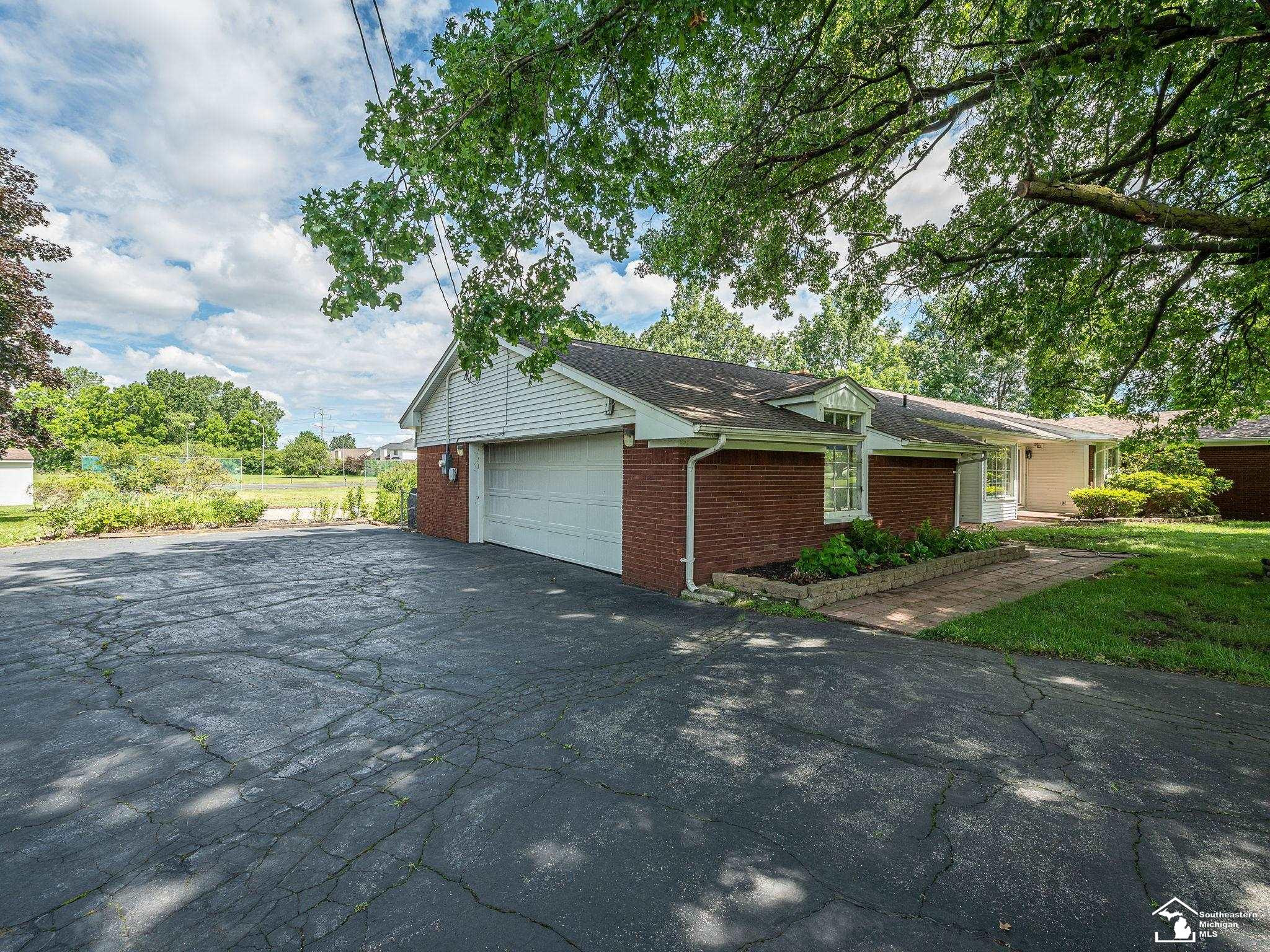 14359 S Dixie Highway, Monroe, MI 48161 — Photo 52