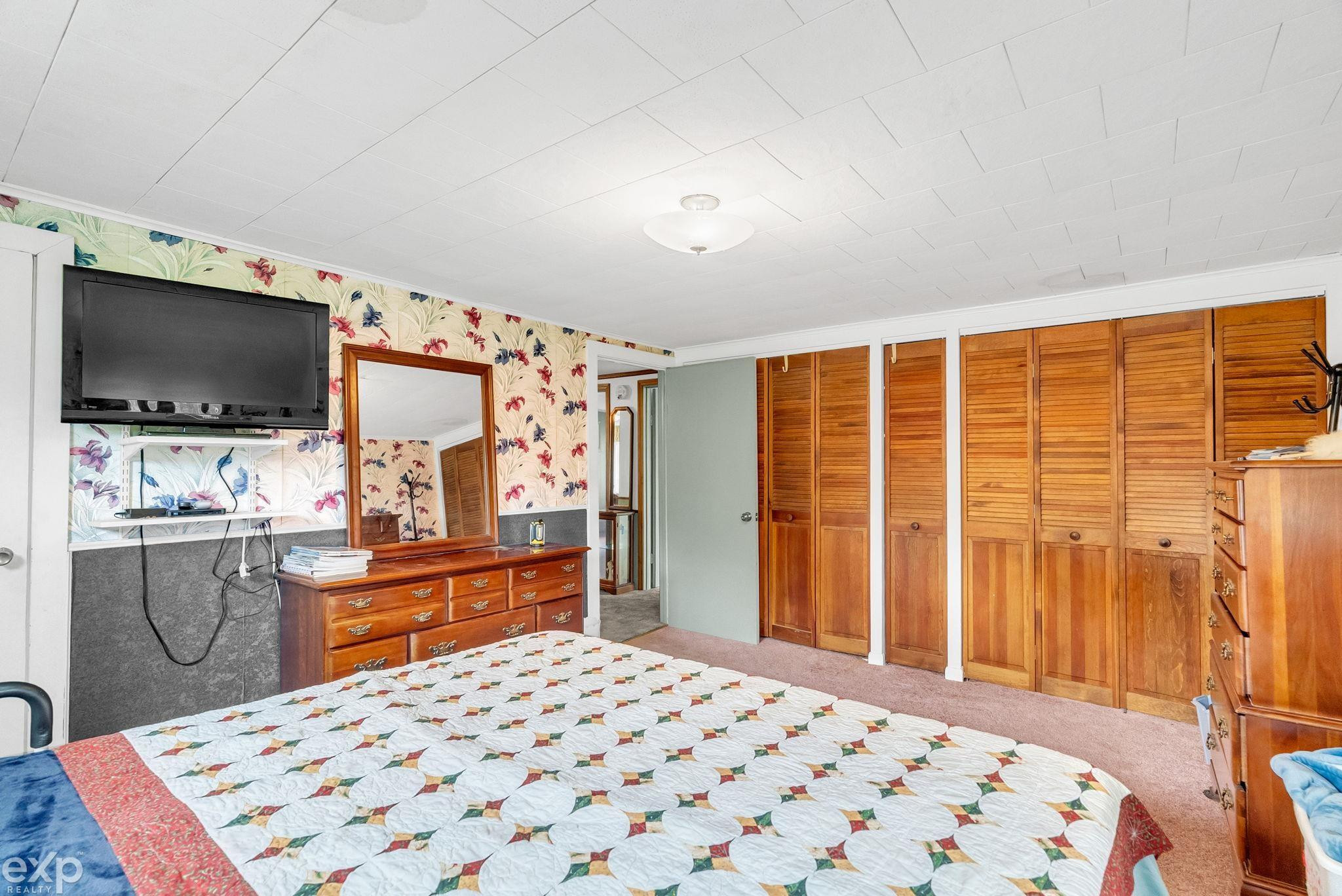 6406 Lapeer Road, MI 48049 — Photo 25