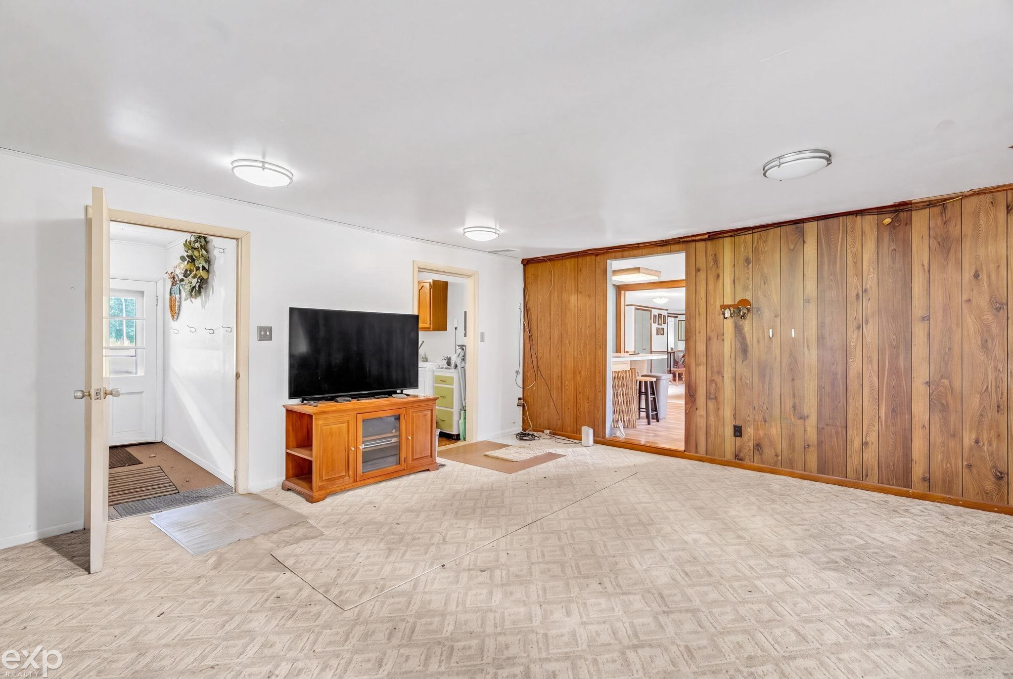 6406 Lapeer Road, MI 48049 — Photo 33