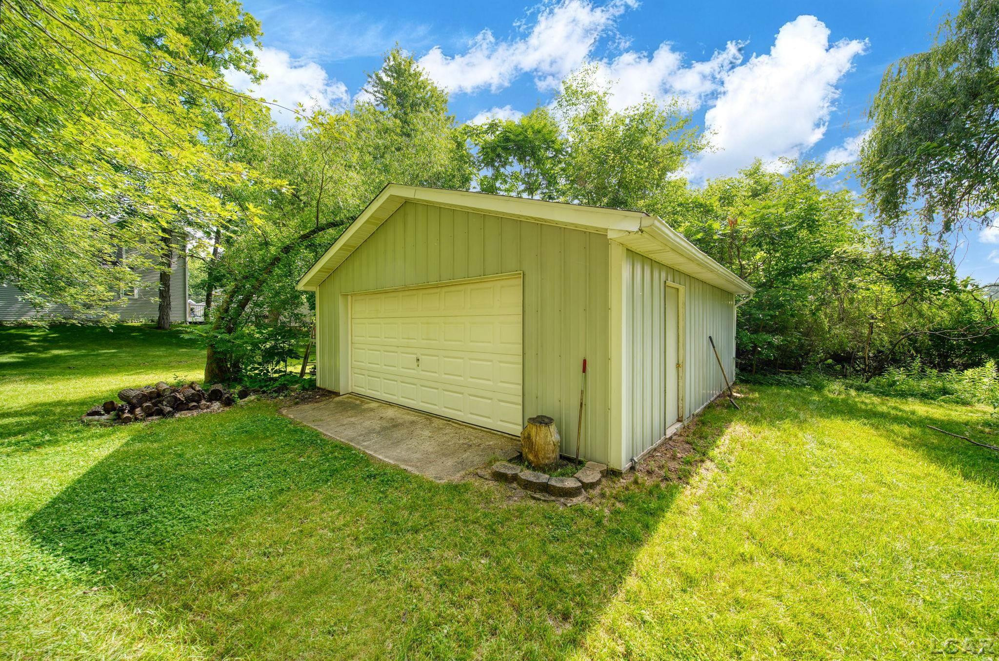 295 Ridgeway Drive, Brooklyn, MI 49230 — Photo 36