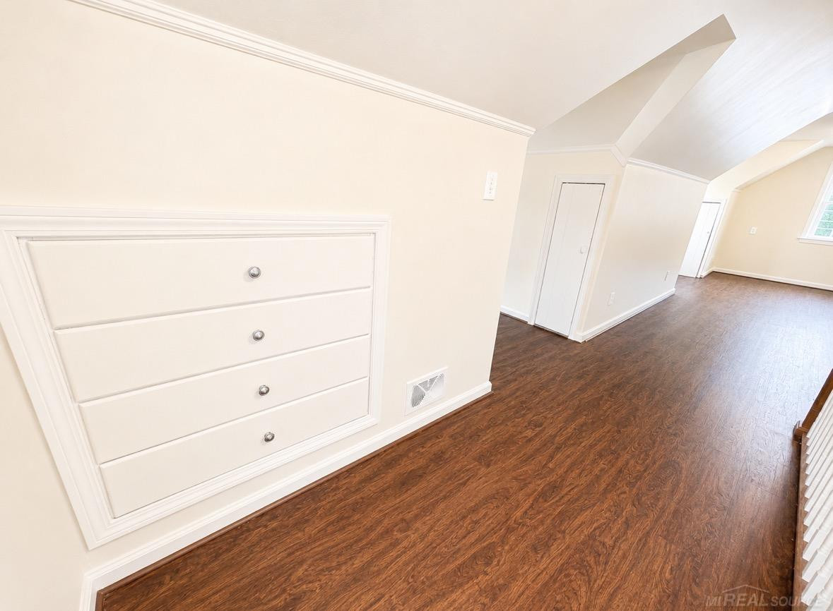 621 Bradley Avenue, Flint, MI 48503 — Photo 15