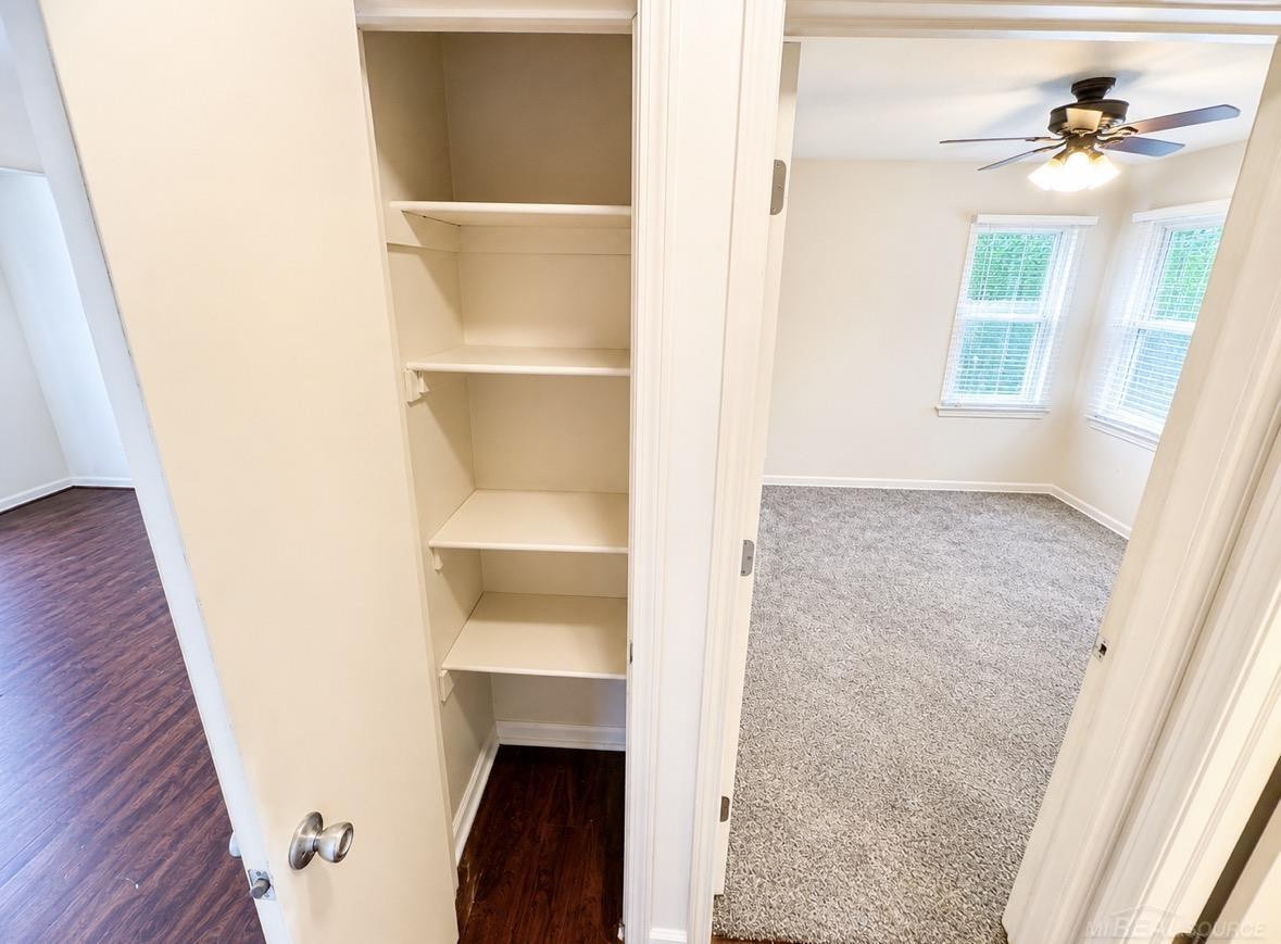 621 Bradley Avenue, Flint, MI 48503 — Photo 24