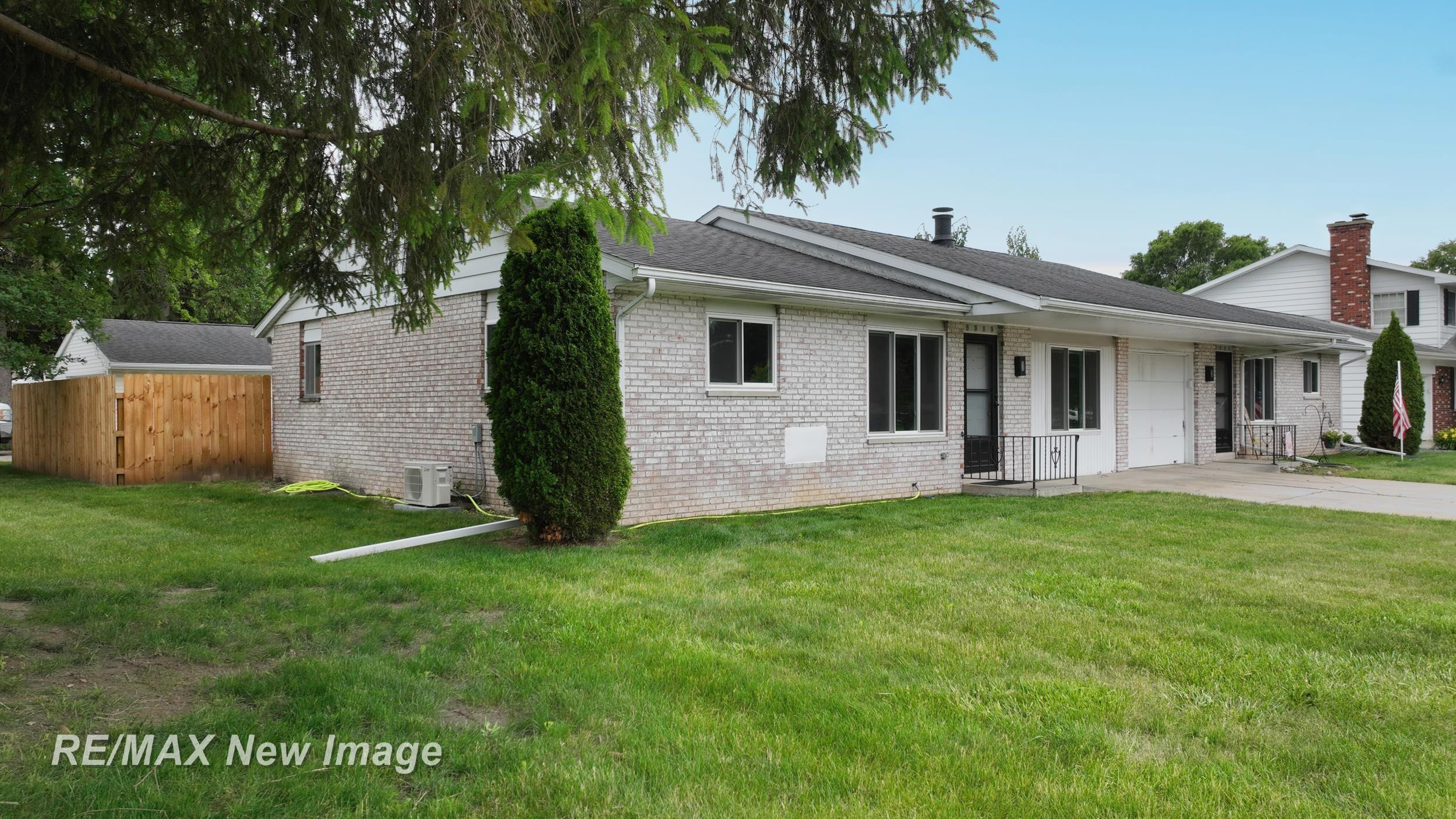 5019 Glenfield Drive, Saginaw, MI 48638 — Photo 3