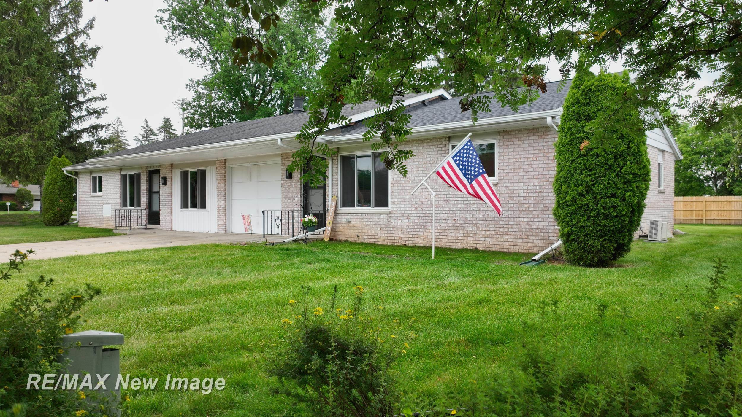 5019 Glenfield Drive, Saginaw, MI 48638 — Photo 6