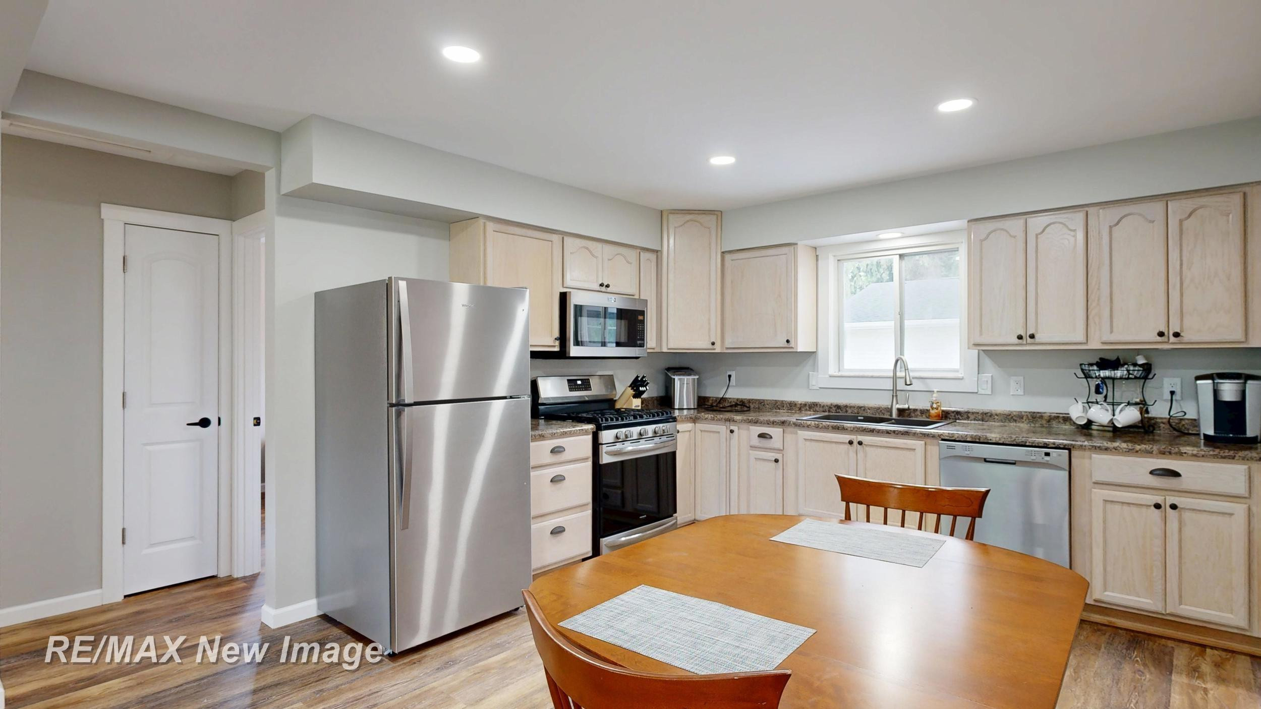 5019 Glenfield Drive, Saginaw, MI 48638 — Photo 11