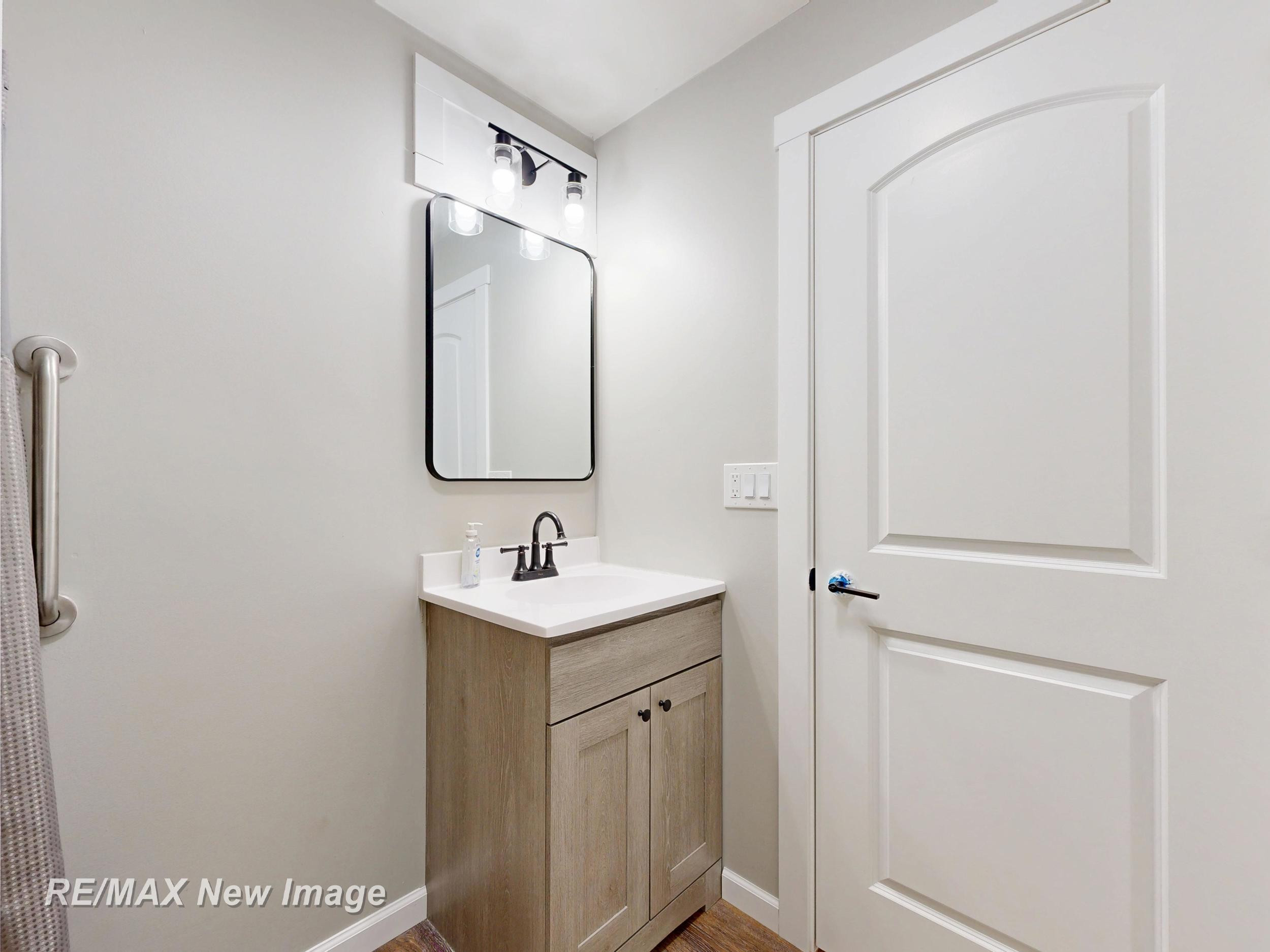 5019 Glenfield Drive, Saginaw, MI 48638 — Photo 21