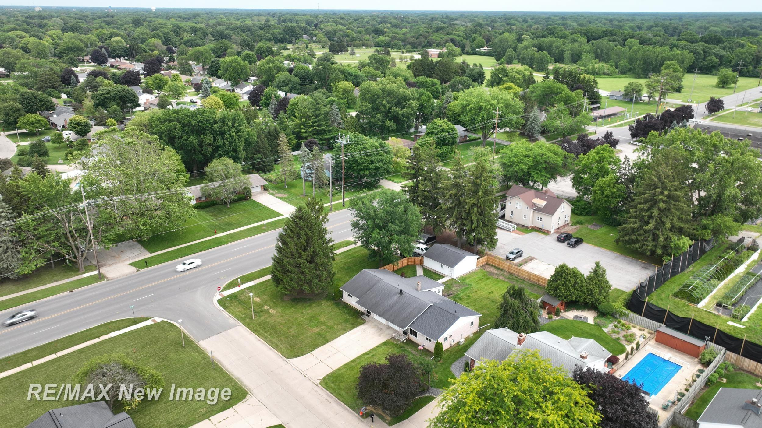 5019 Glenfield Drive, Saginaw, MI 48638 — Photo 69