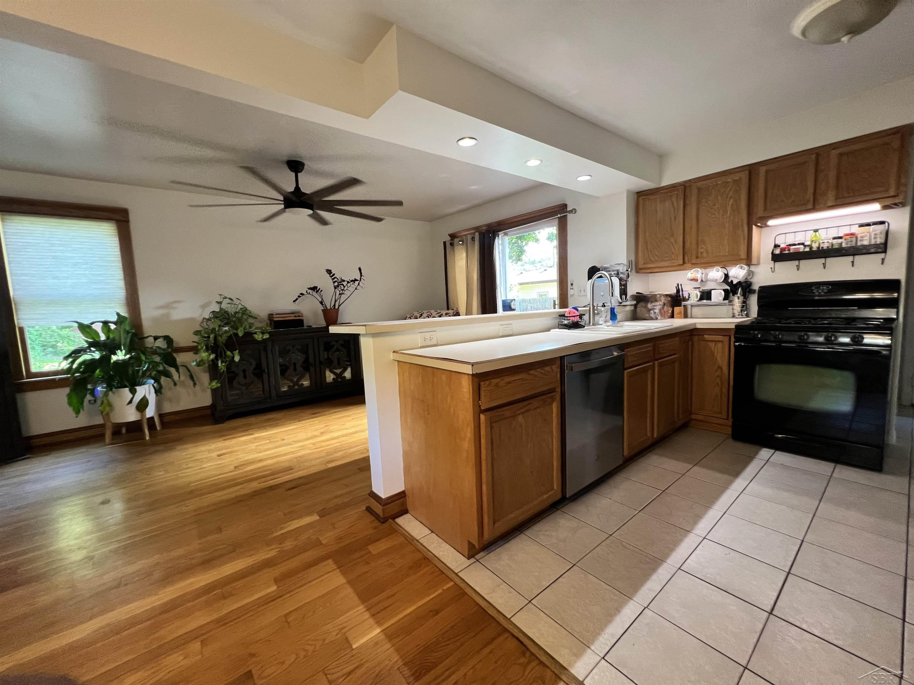 1947 Crescent Drive, Saginaw, MI 48604 — Photo 19