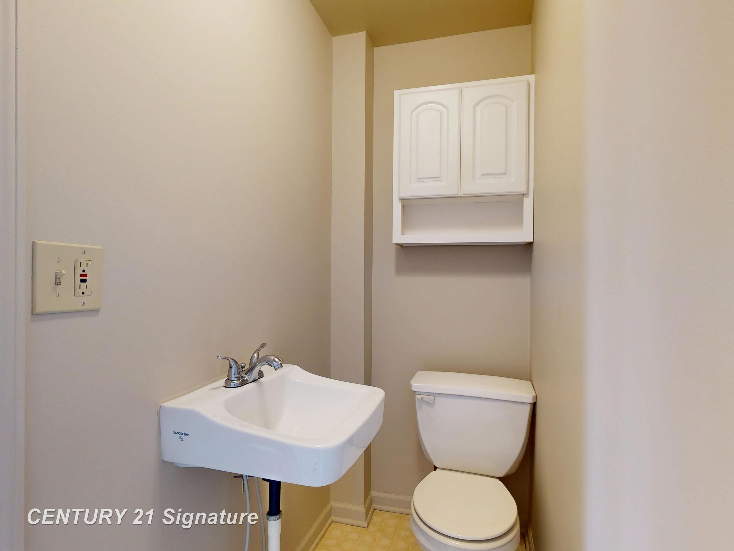 9463 Genesee Street, New Lothrop, MI 48460 — Photo 15