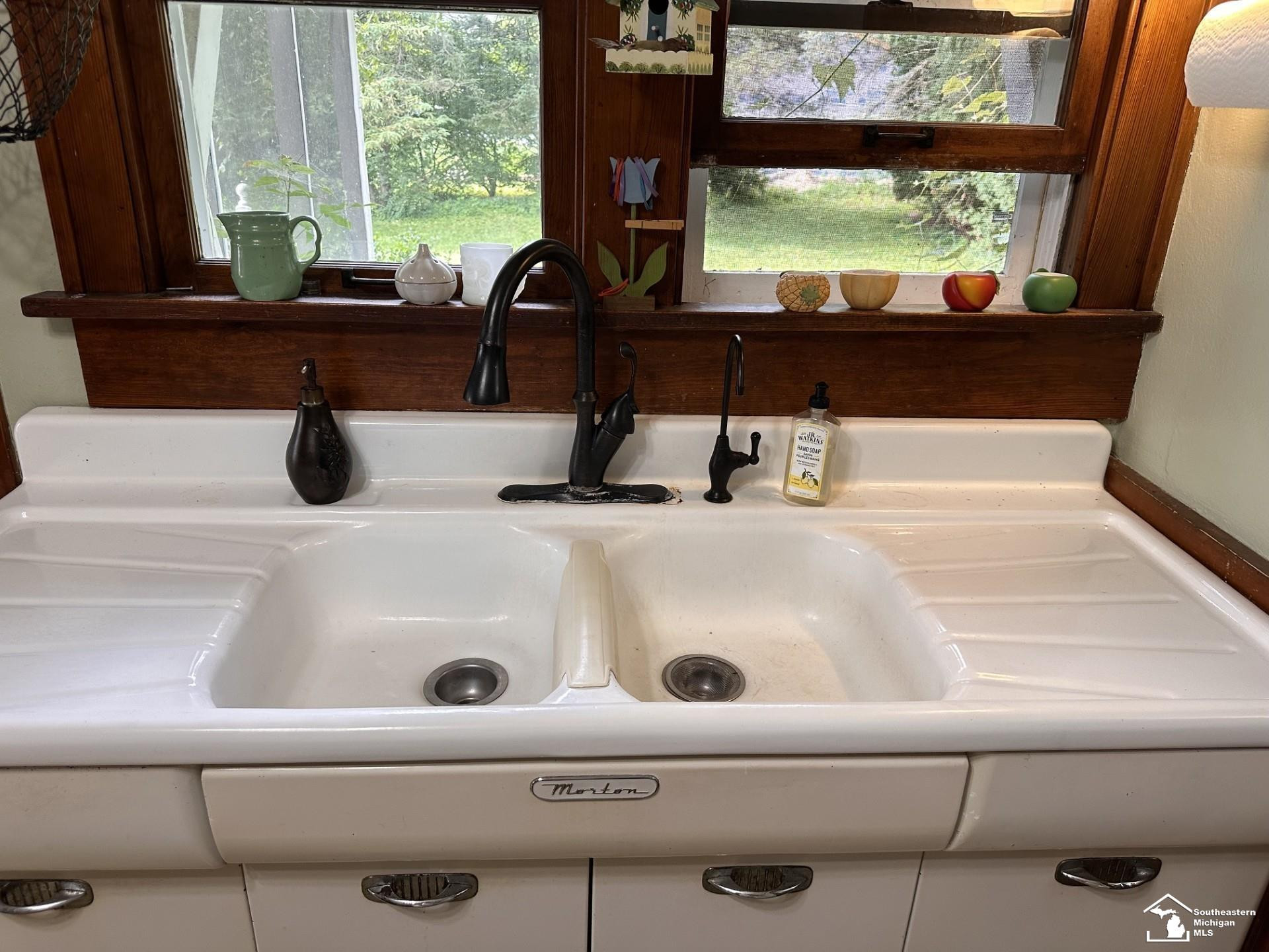 275 W Vesey Street, Petersburg, MI 49270 — Photo 15
