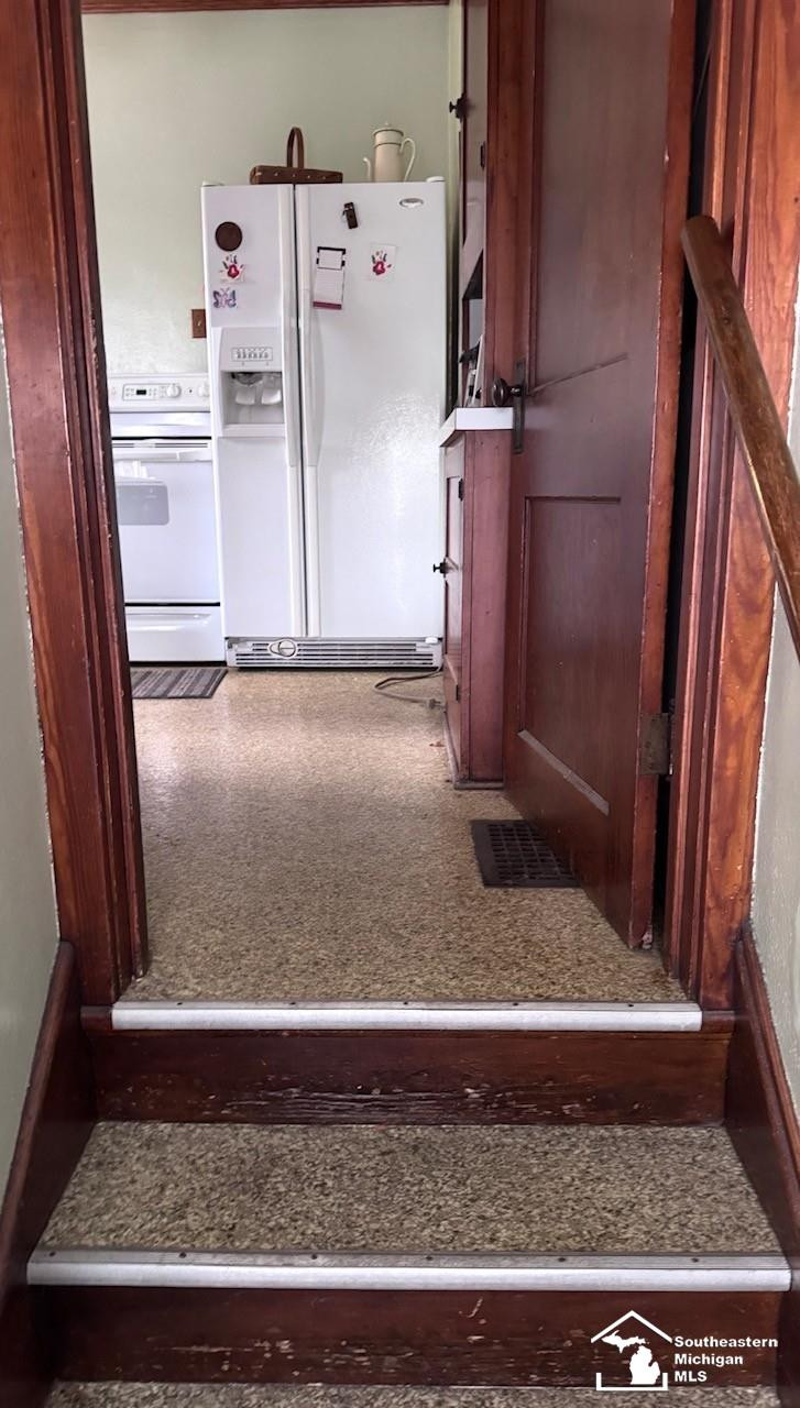 275 W Vesey Street, Petersburg, MI 49270 — Photo 17