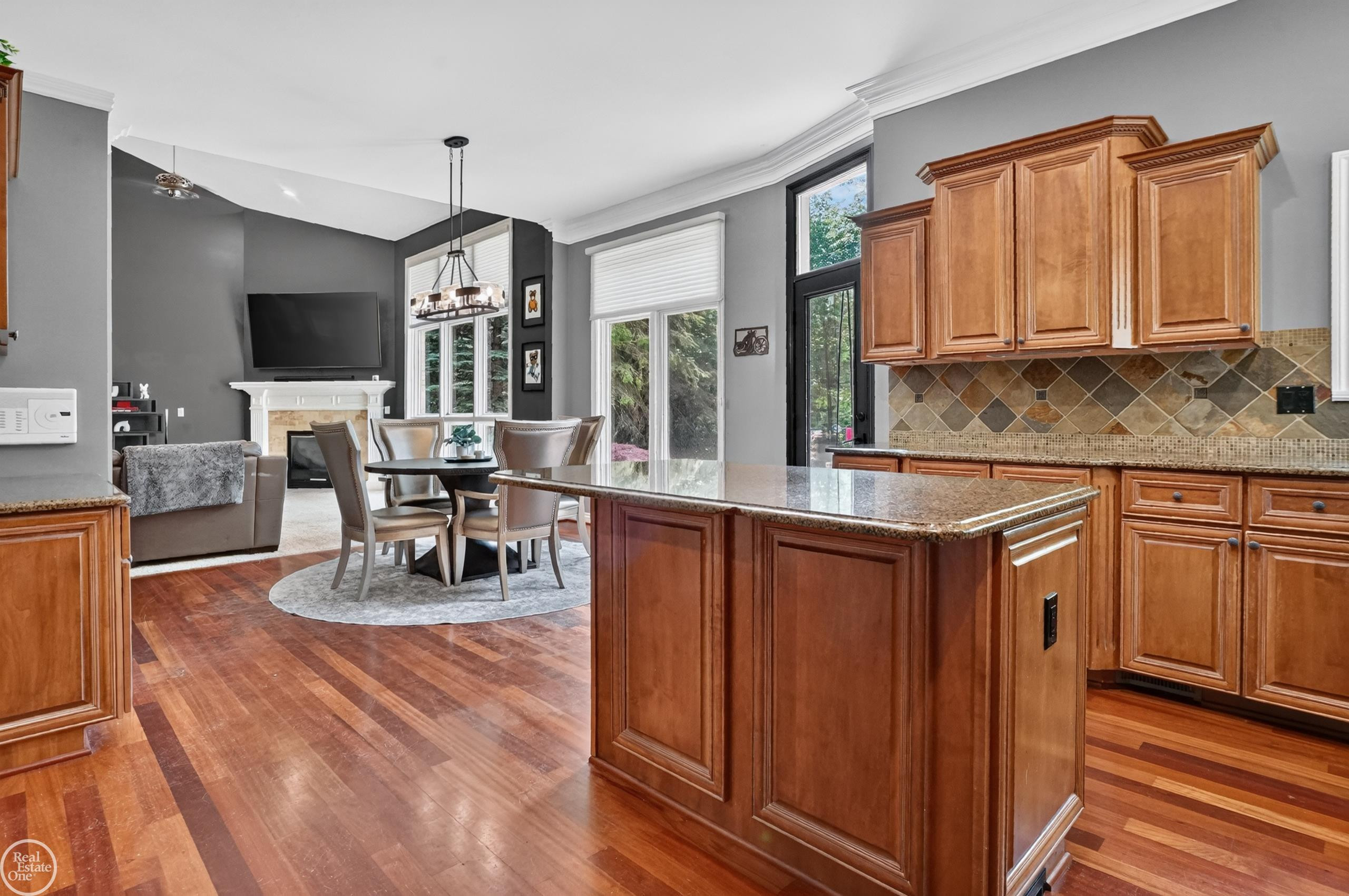 53987 Trent River Drive, Shelby Twp, MI 48315 — Photo 10