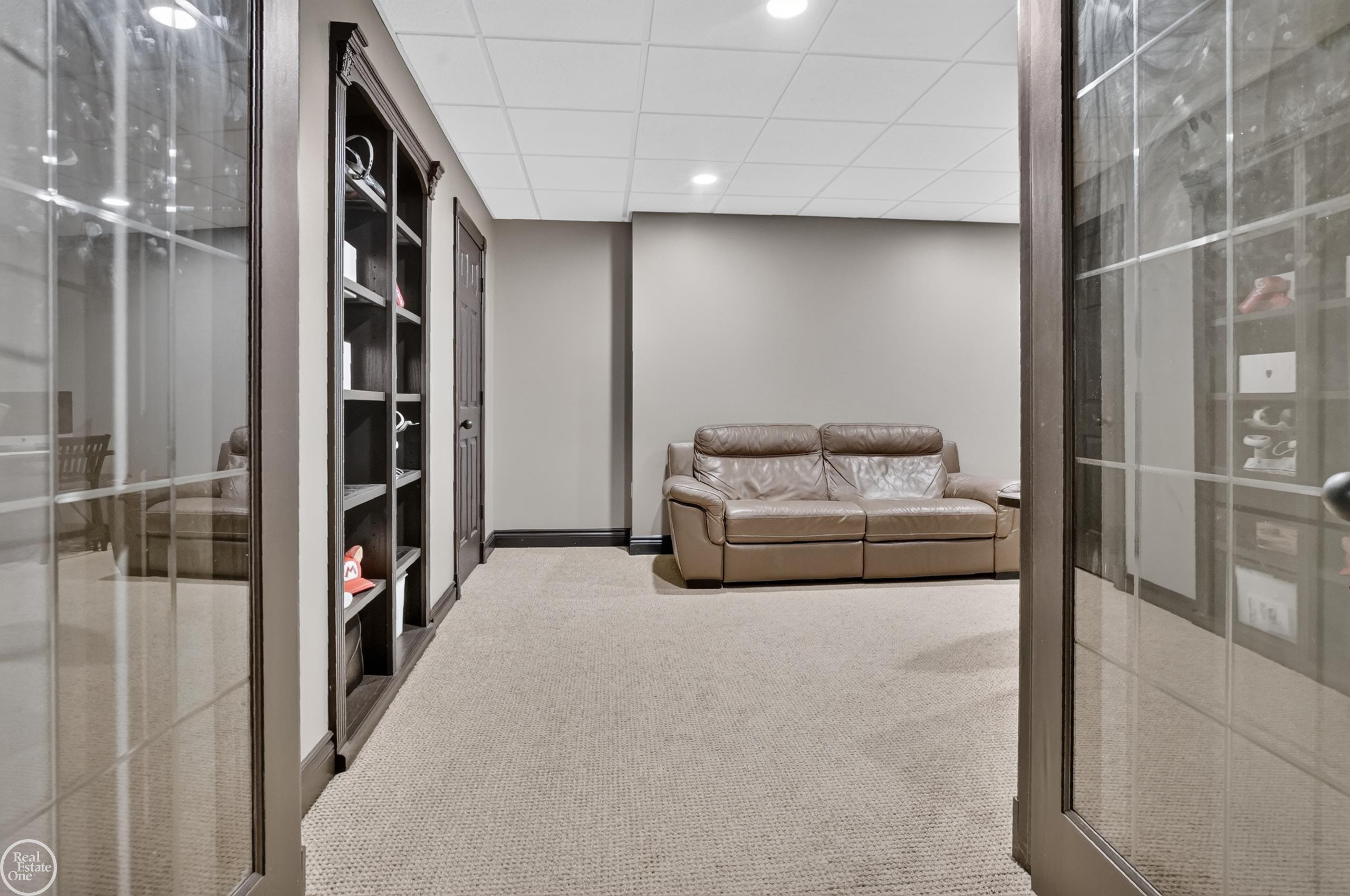 53987 Trent River Drive, Shelby Twp, MI 48315 — Photo 41