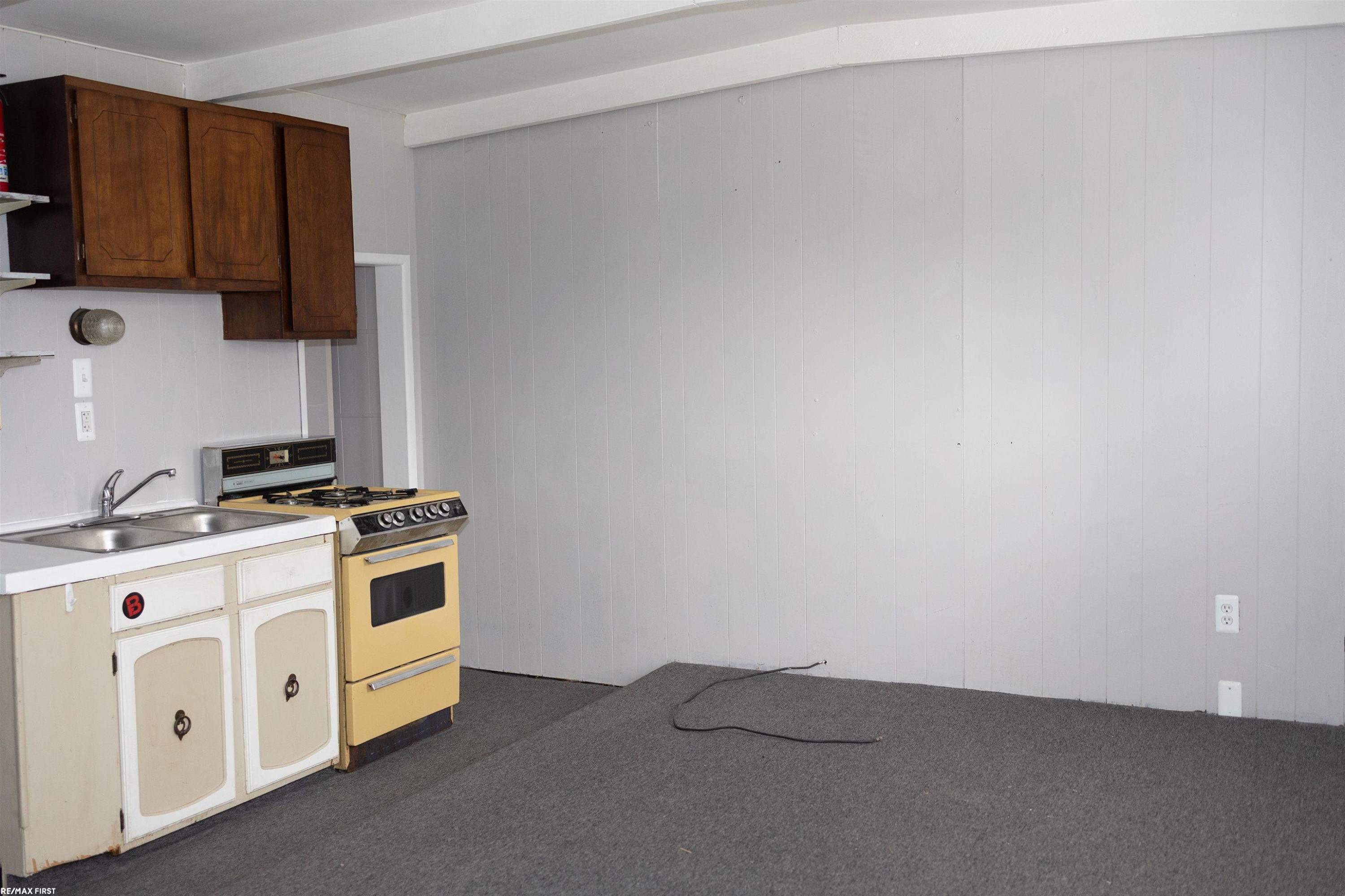 19 Washington Street, Mount Clemens, MI 48043 — Photo 17