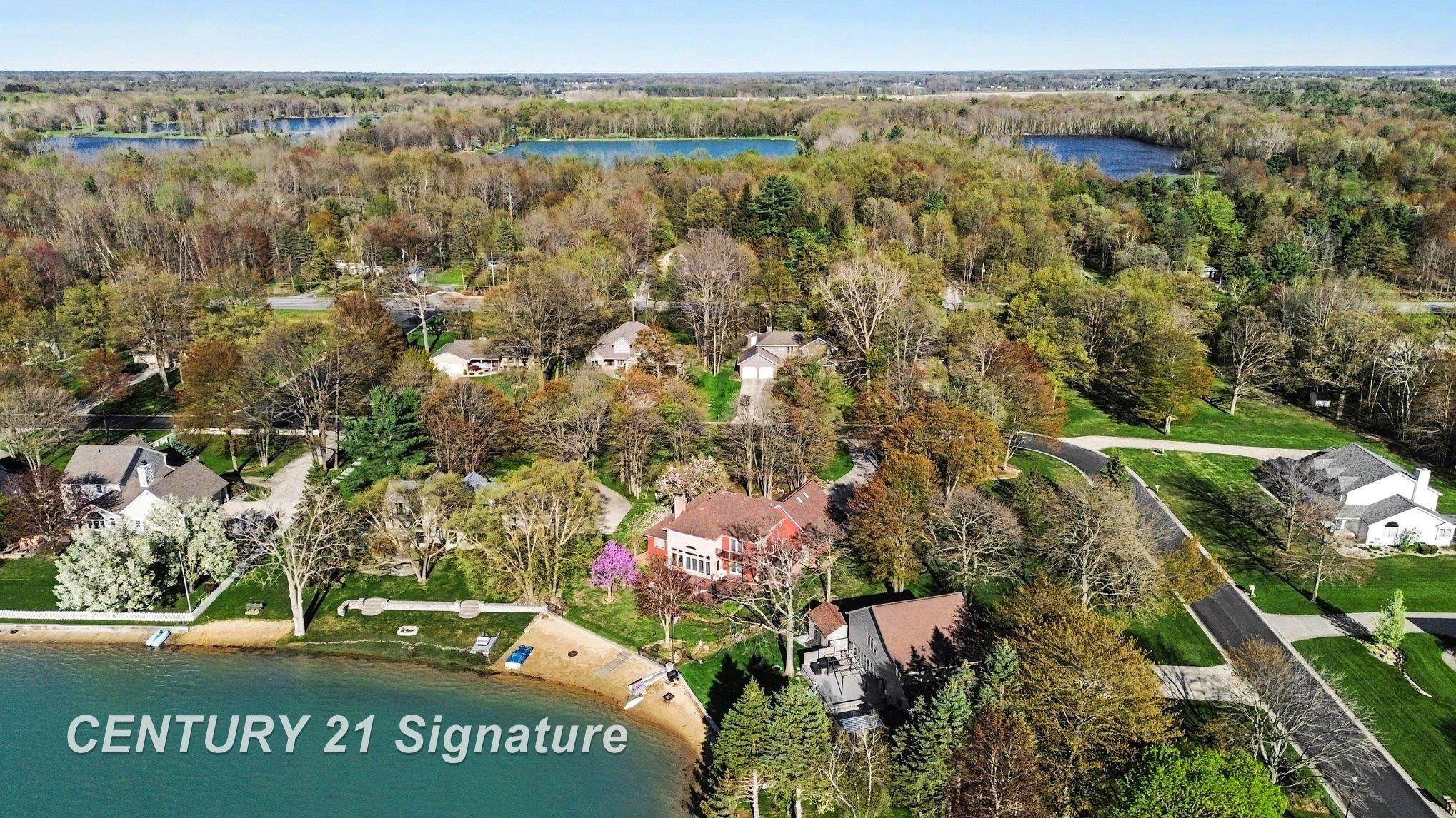 1944 E Lake Circle Drive, Saginaw, MI 48609 — Photo 6