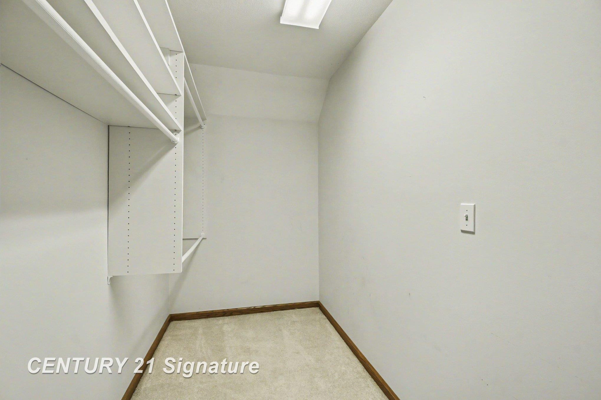 1944 E Lake Circle Drive, Saginaw, MI 48609 — Photo 39