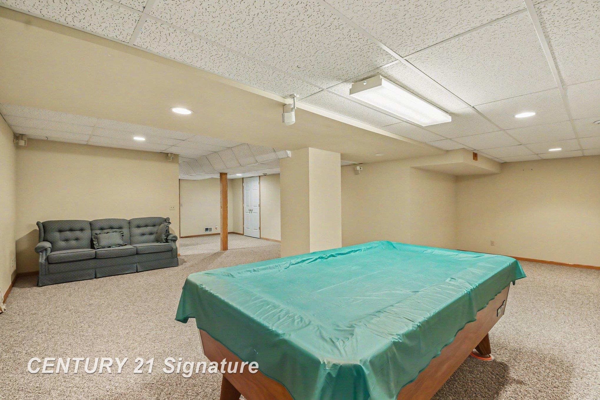 1944 E Lake Circle Drive, Saginaw, MI 48609 — Photo 41