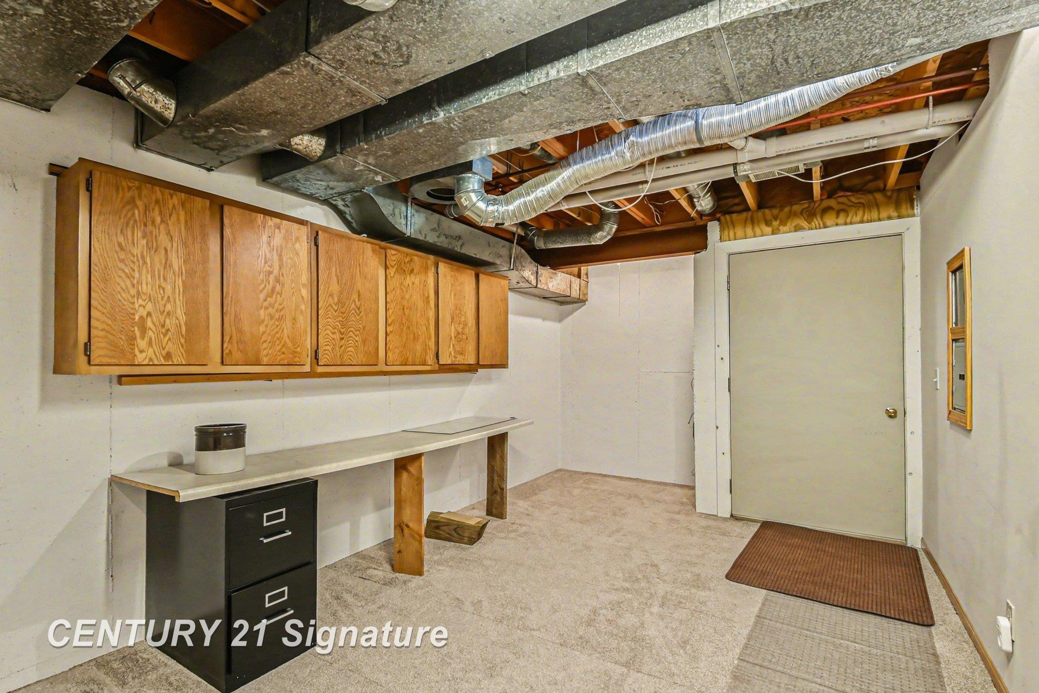 1944 E Lake Circle Drive, Saginaw, MI 48609 — Photo 43