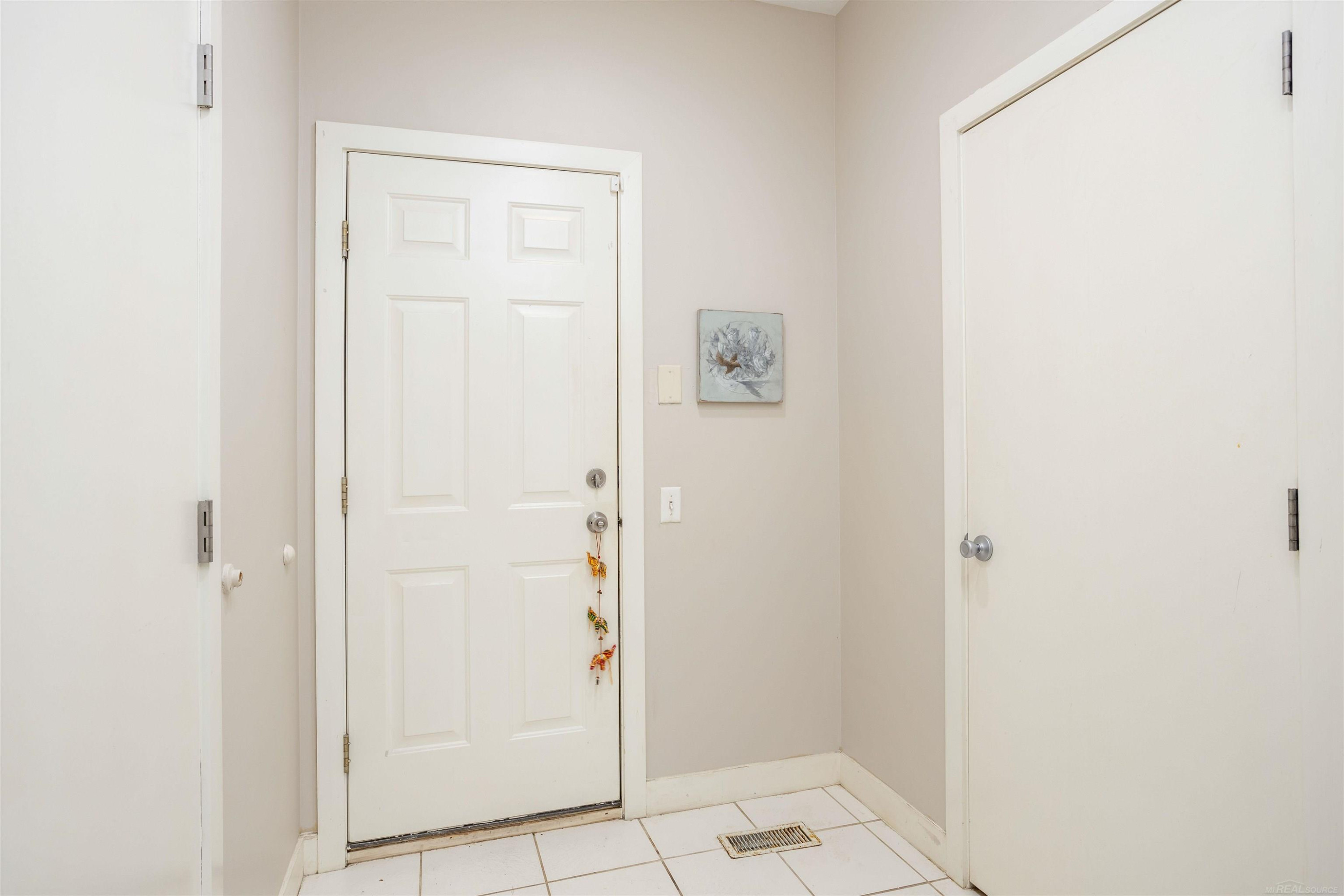 170 Keelson Drive, Detroit, MI 48215 — Photo 27