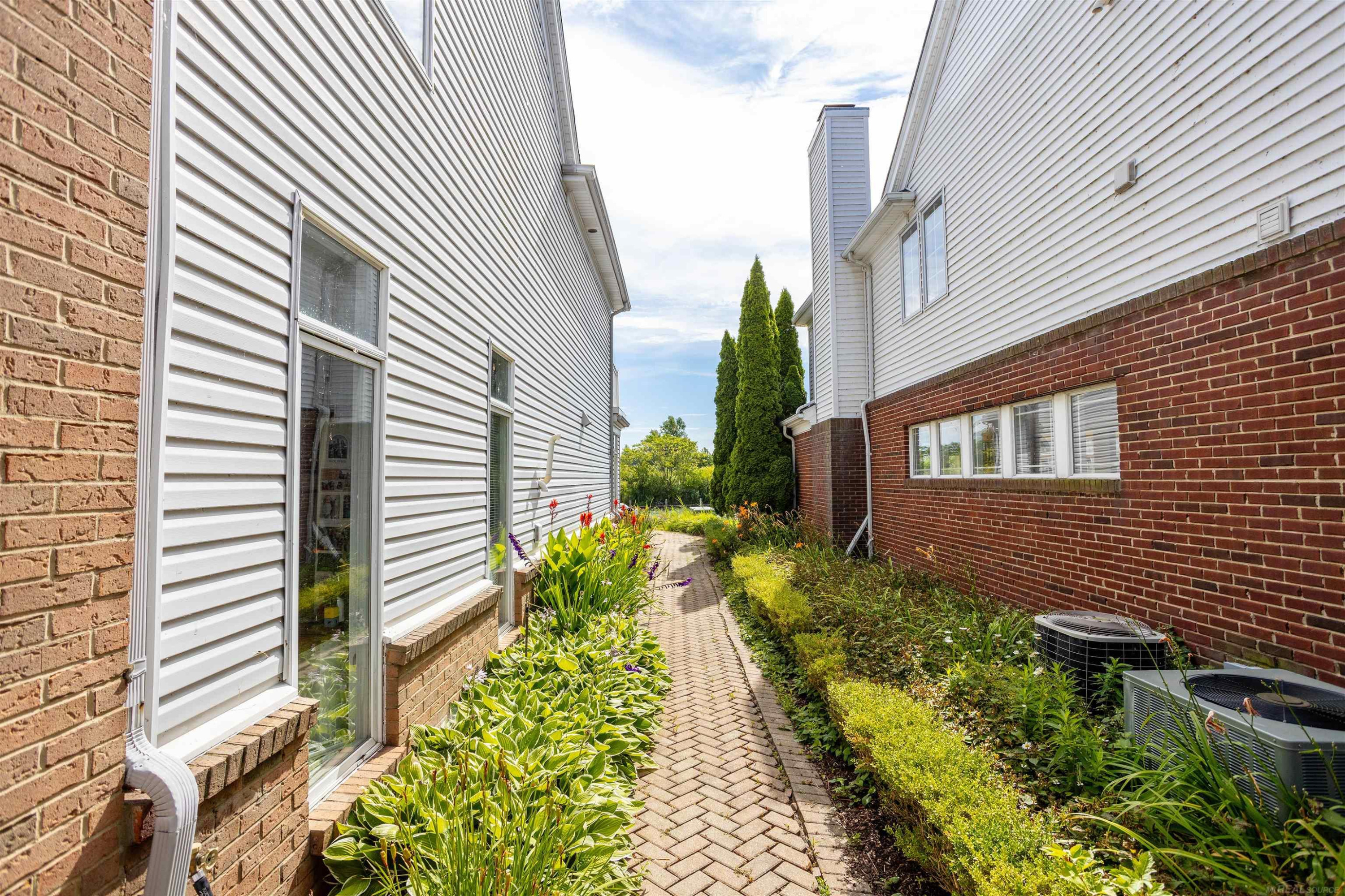 170 Keelson Drive, Detroit, MI 48215 — Photo 53