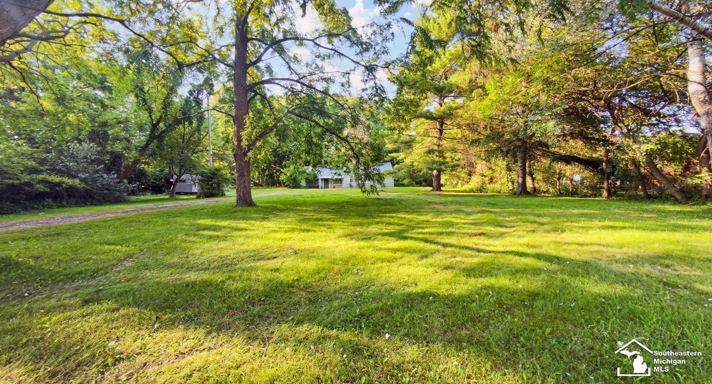 2920 First Street, La Salle, MI — Photo 10