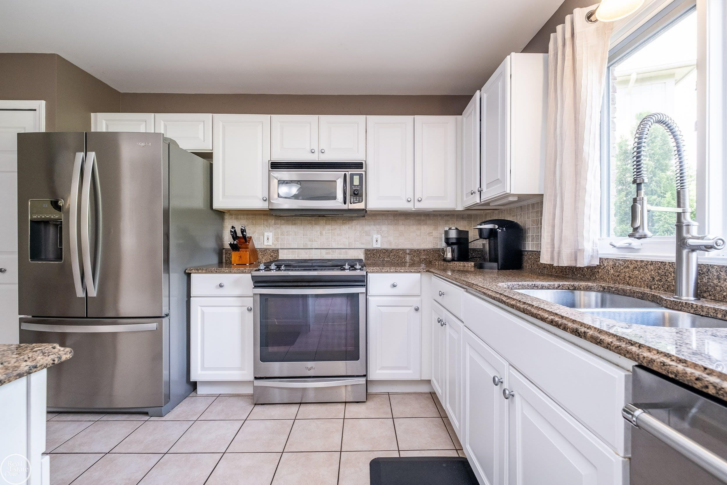 57667 Yorkshire Court, Washington, MI — Photo 10