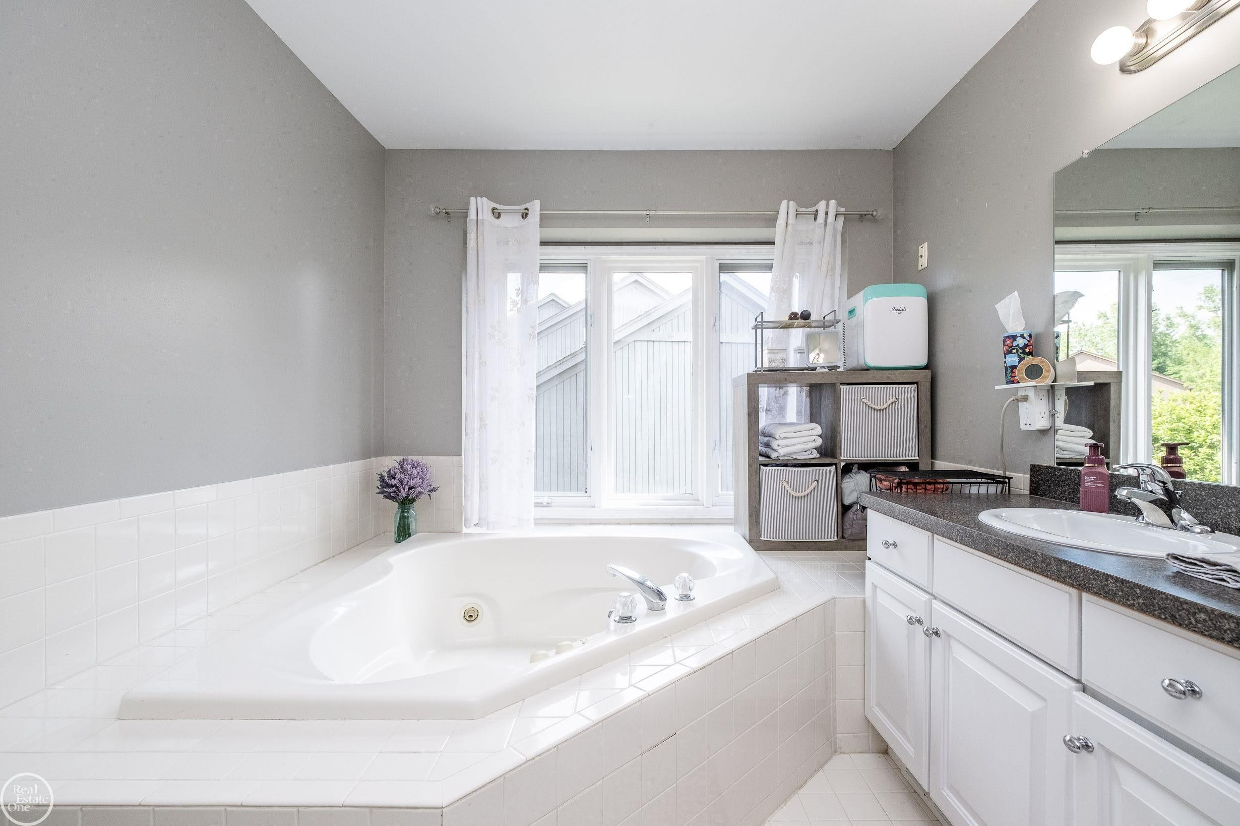 57667 Yorkshire Court, Washington, MI — Photo 27