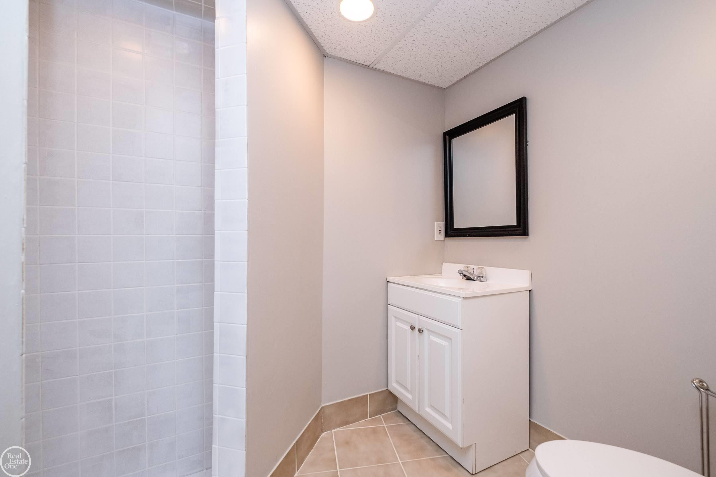 57667 Yorkshire Court, Washington, MI — Photo 41