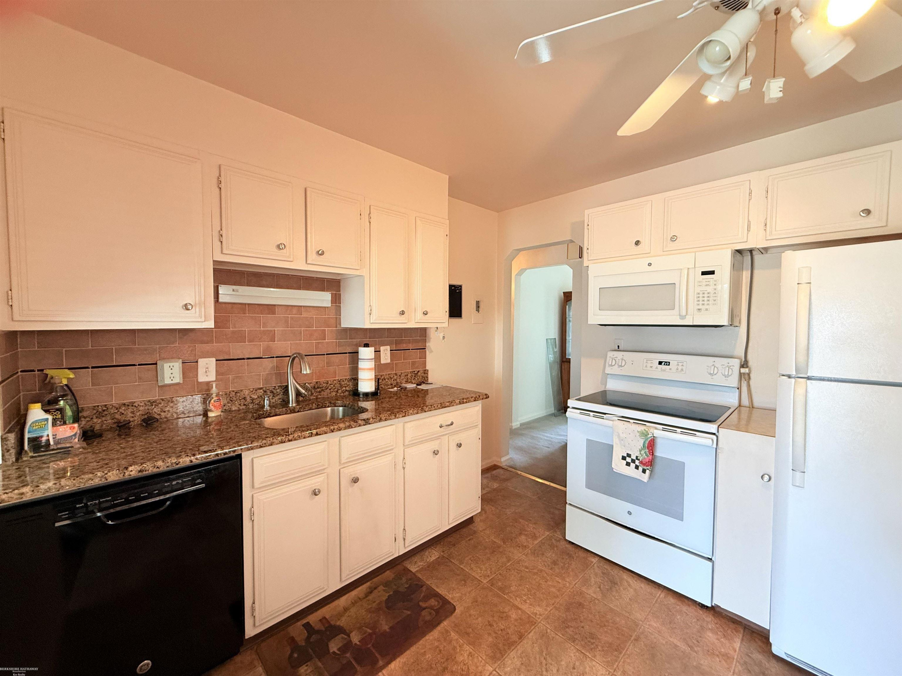 536 E Shevlin Avenue, MI 48030 — Photo 5
