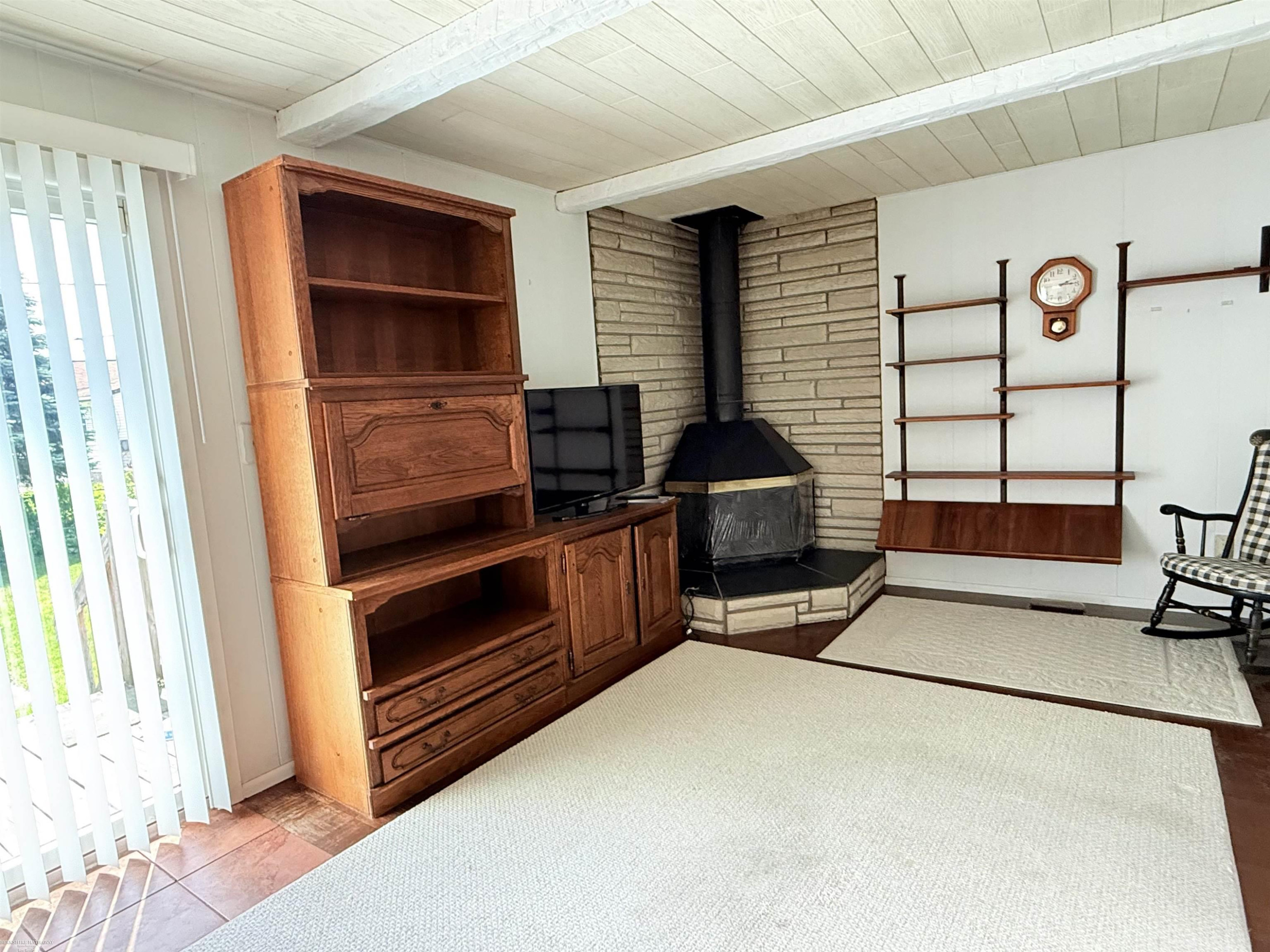 536 E Shevlin Avenue, MI 48030 — Photo 6