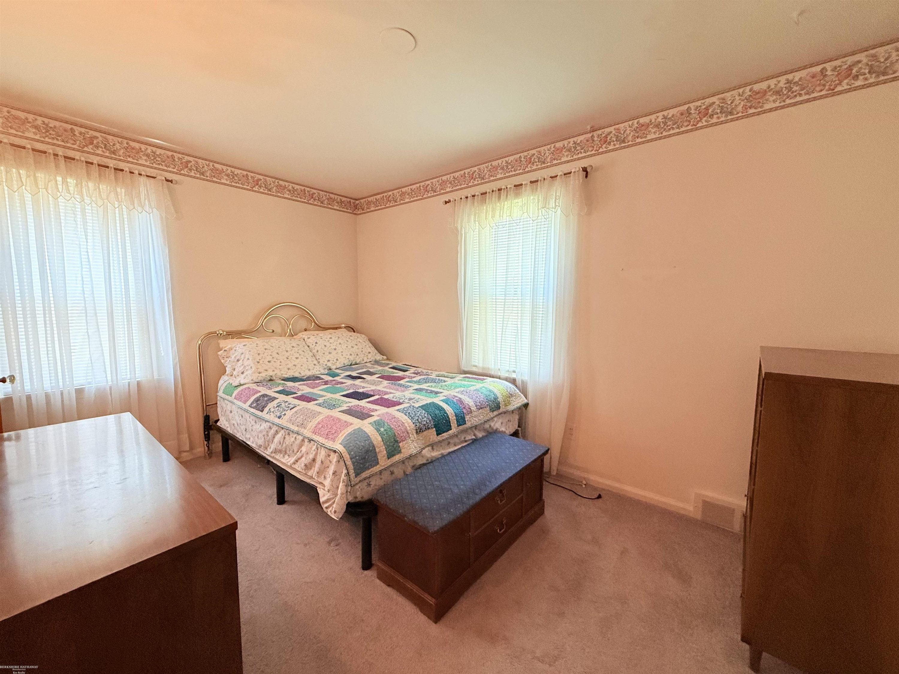 536 E Shevlin Avenue, MI 48030 — Photo 8