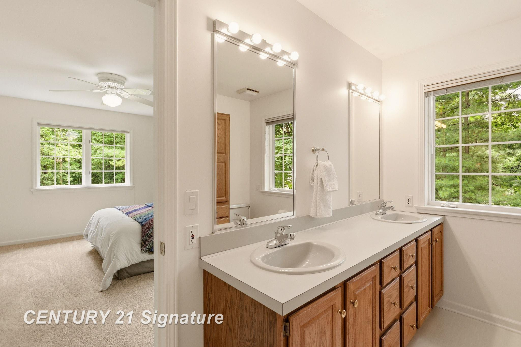 4210 Maple Woods West Drive, Saginaw, MI 48603 — Photo 36